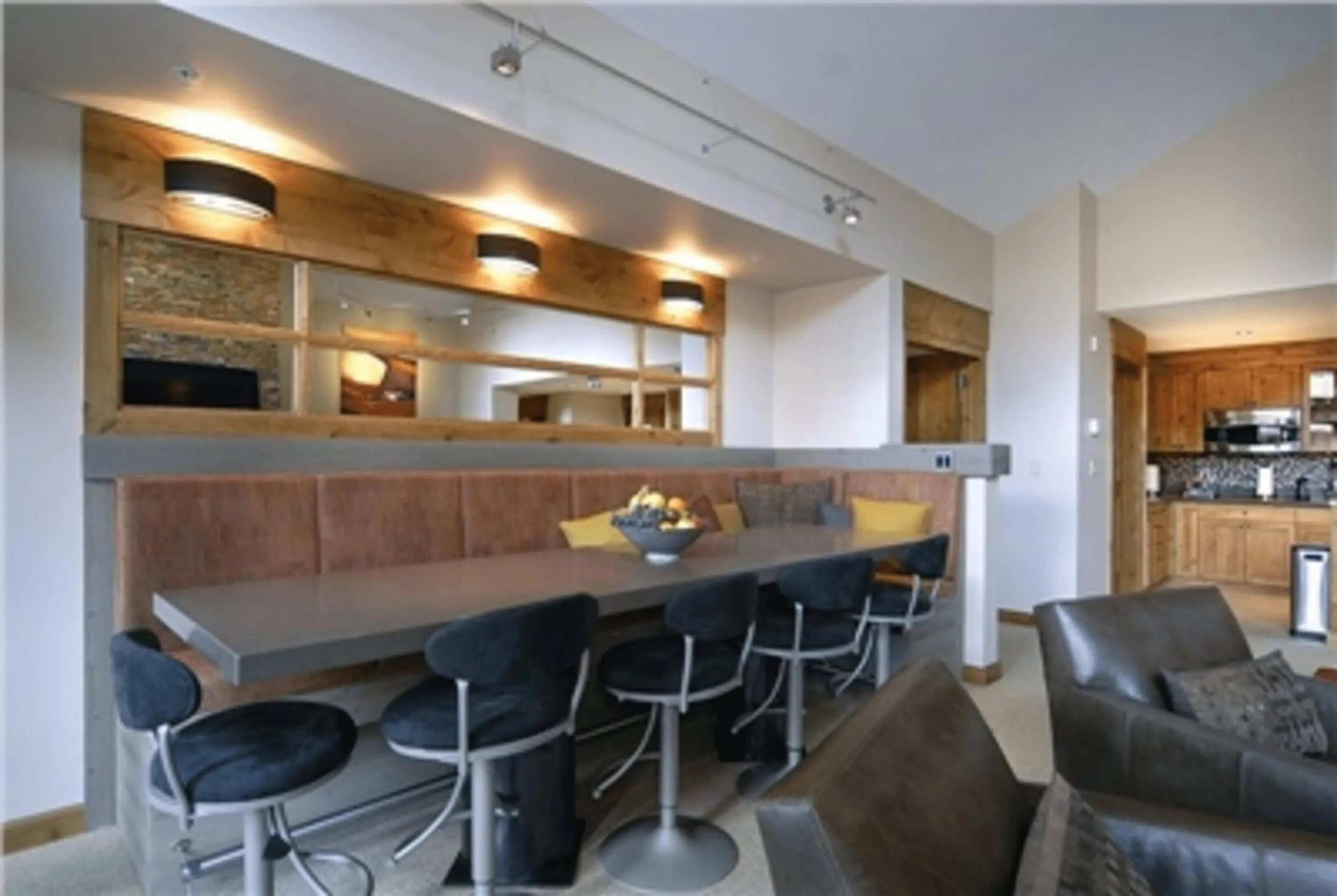 Restaurant/places to eat in The Lodge at Mountaineer Square, A Vail Resorts Property