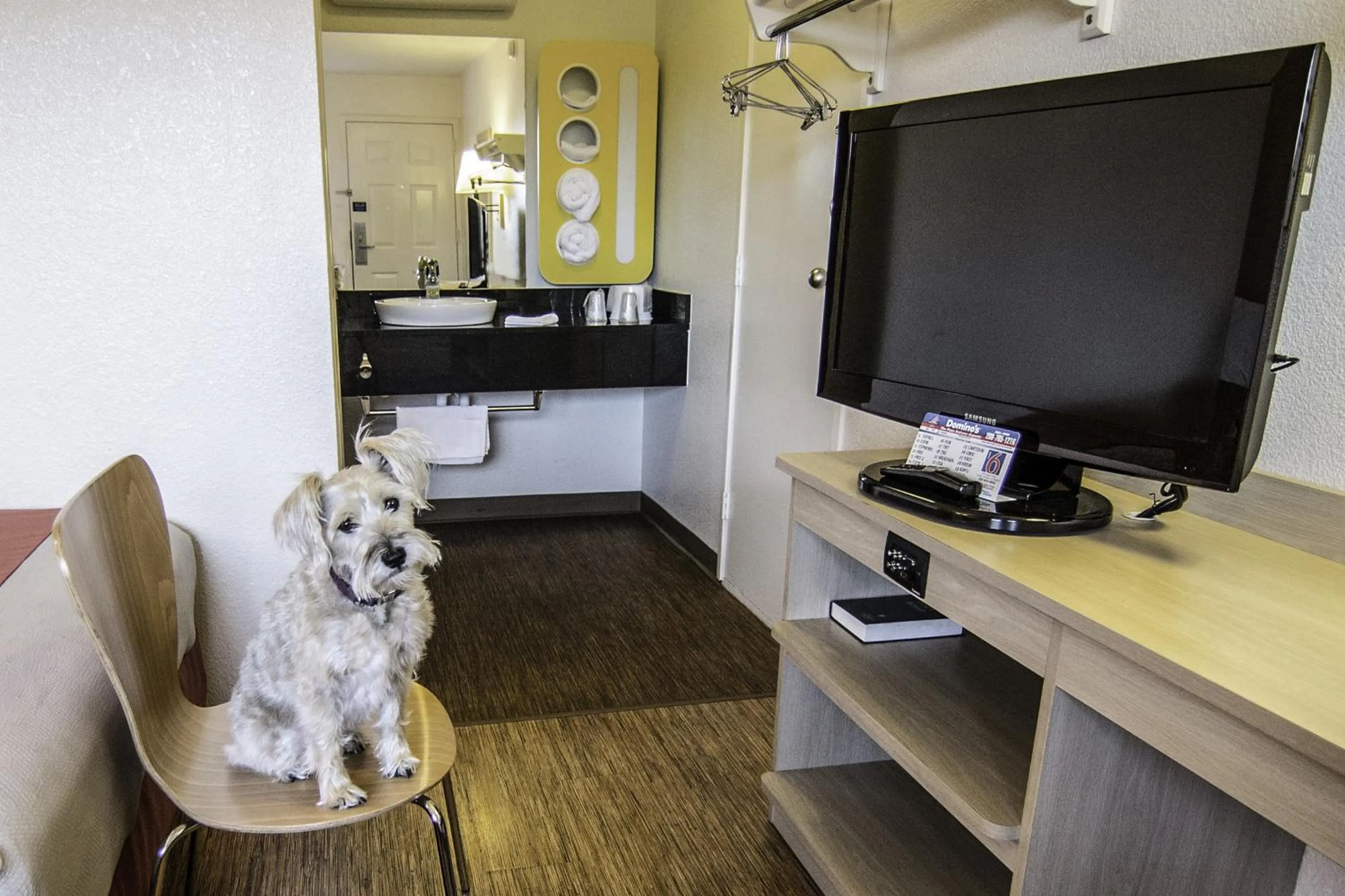 TV and multimedia in Motel 6-Coeur D'Alene, ID