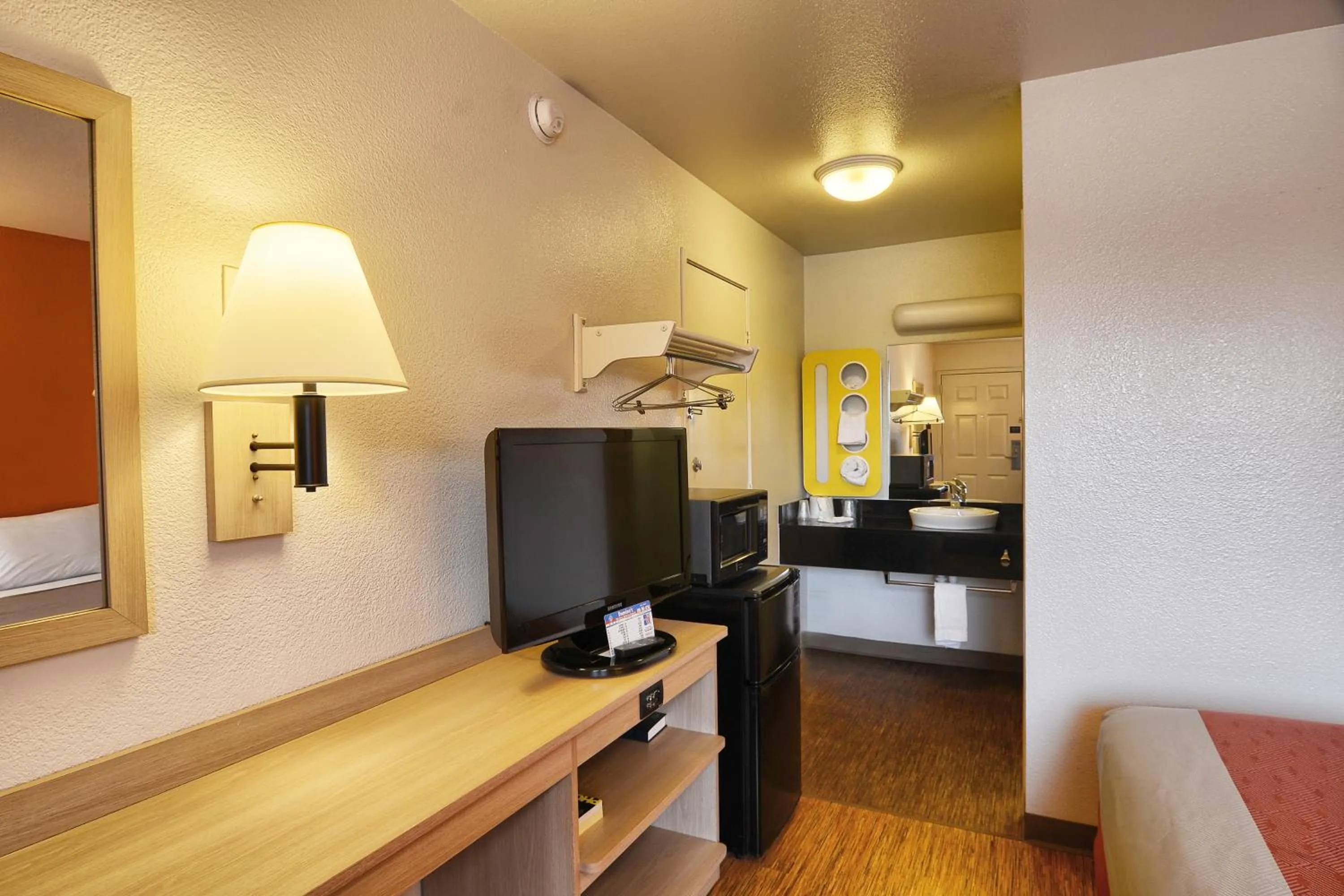 Photo of the whole room in Motel 6-Coeur D'Alene, ID