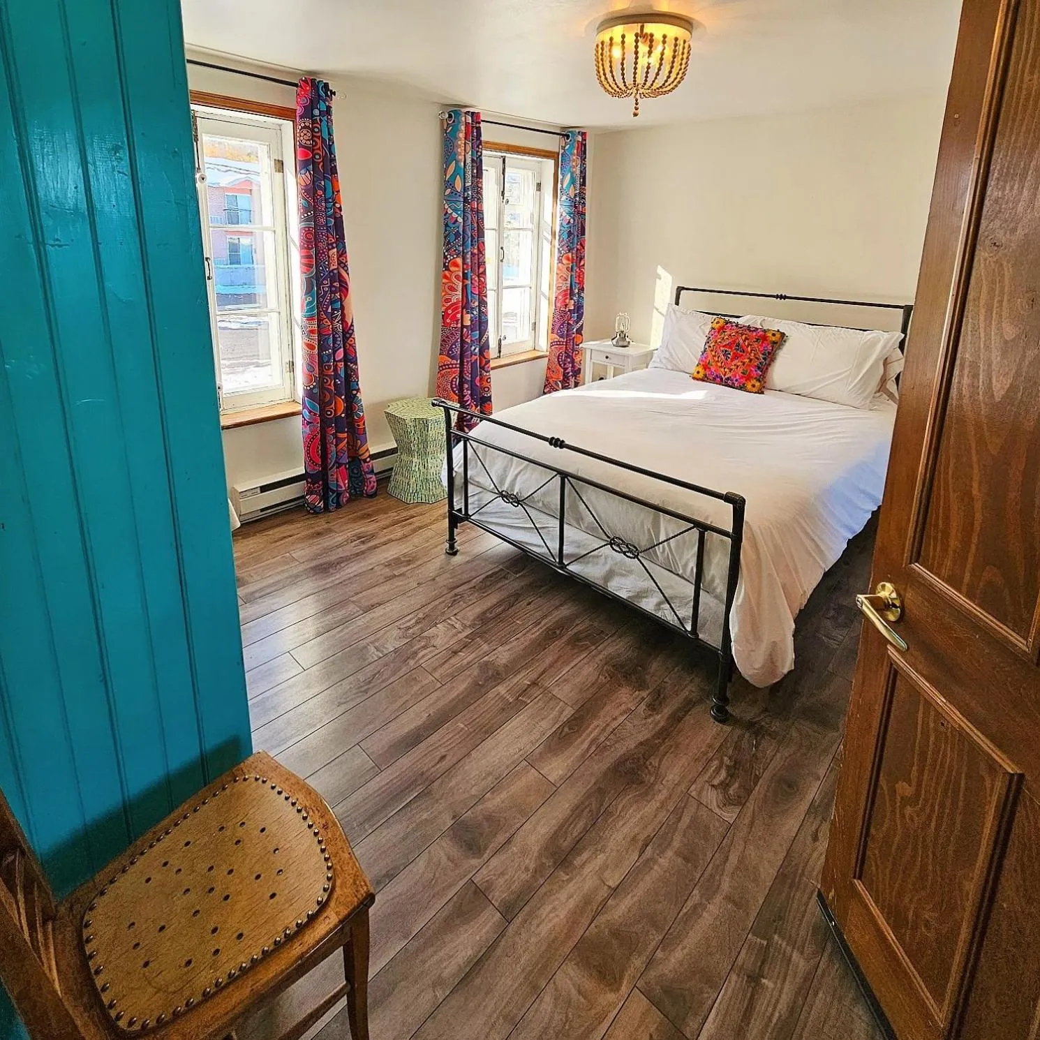 Photo of the whole room, Bed in Auberge La Marmite