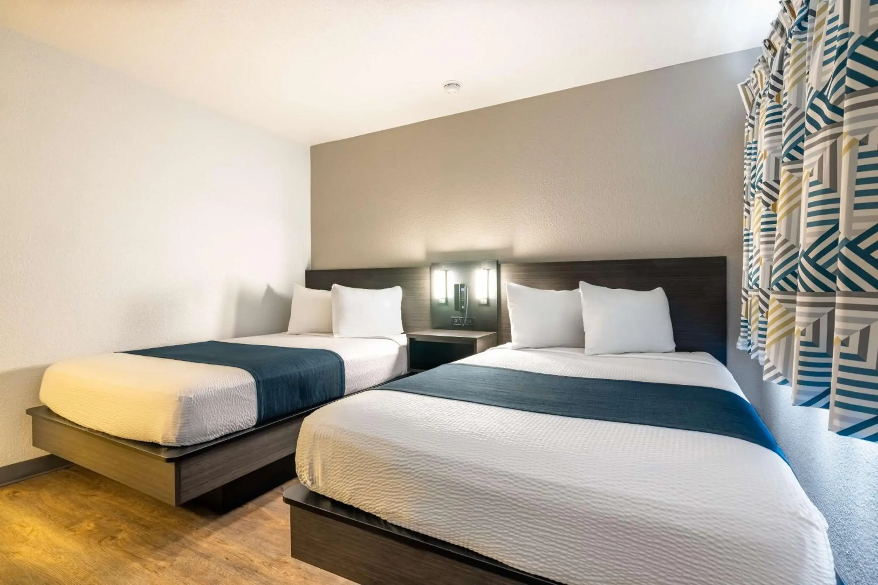 Quadruple Room - single occupancy in Motel 6-Twin Falls, ID Quadruple Room - single occupancy in Motel 6-Twin Falls, ID