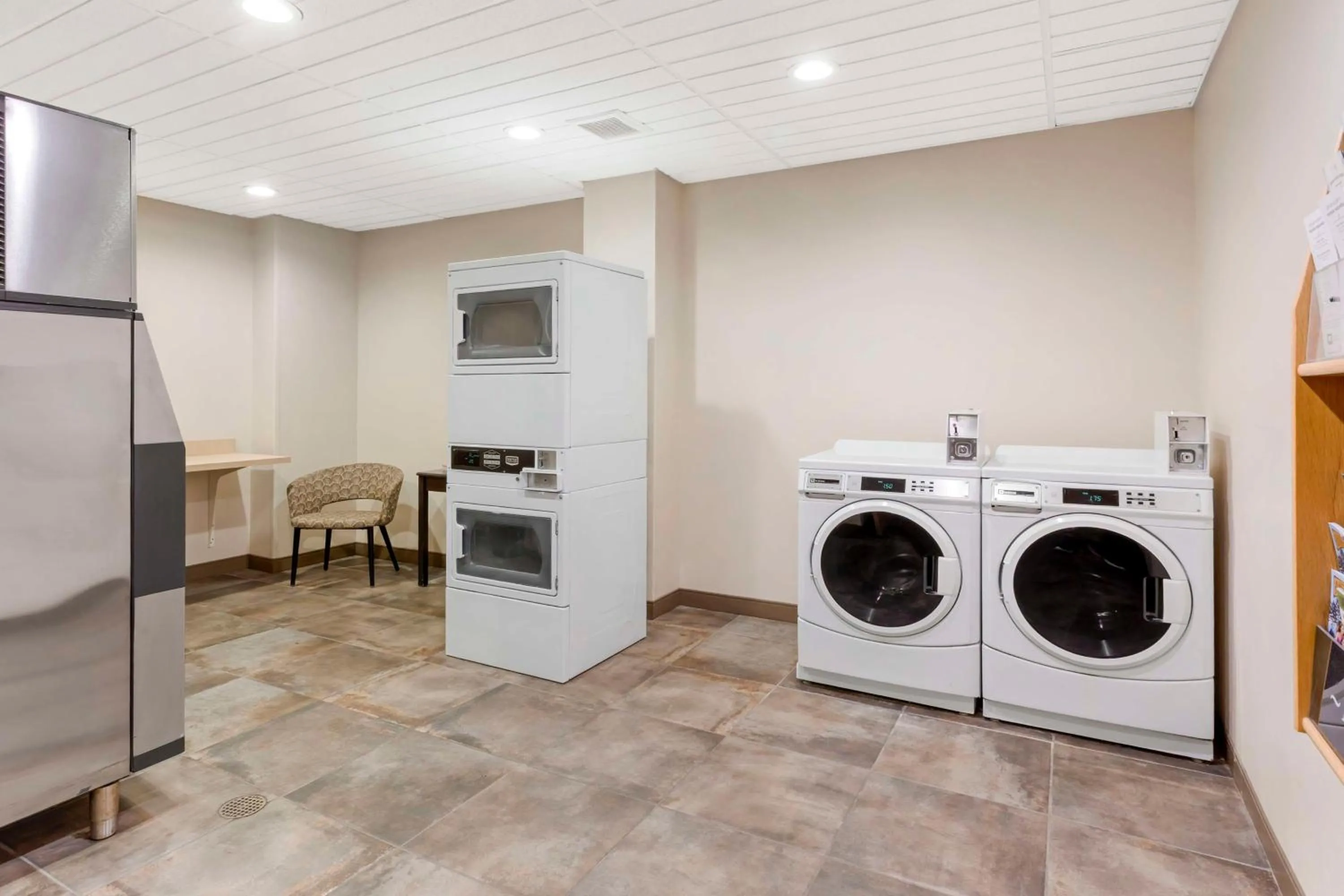 Property building in Best Western Plus Grant Creek Inn