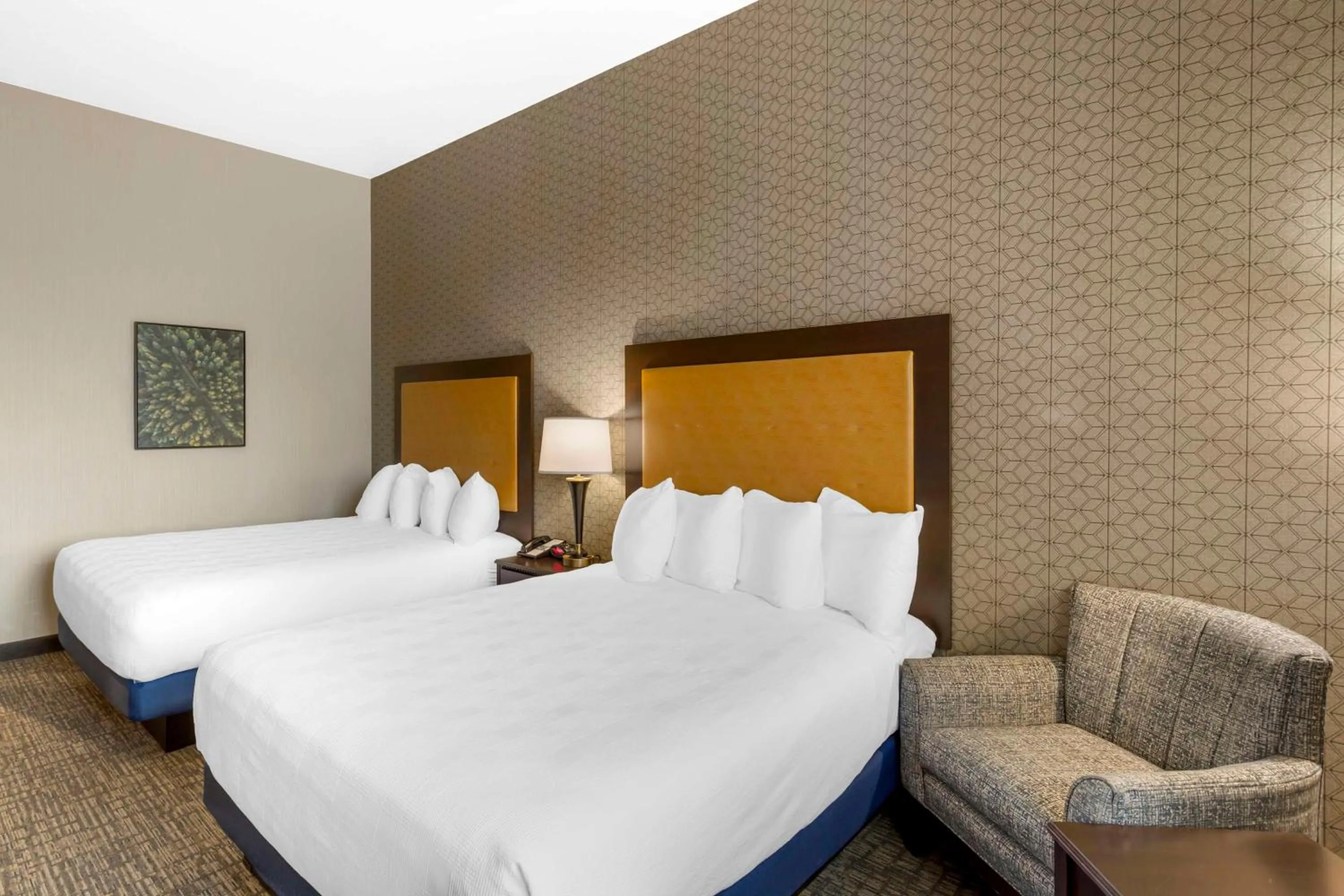 Bedroom, Bed in Best Western Plus Grant Creek Inn