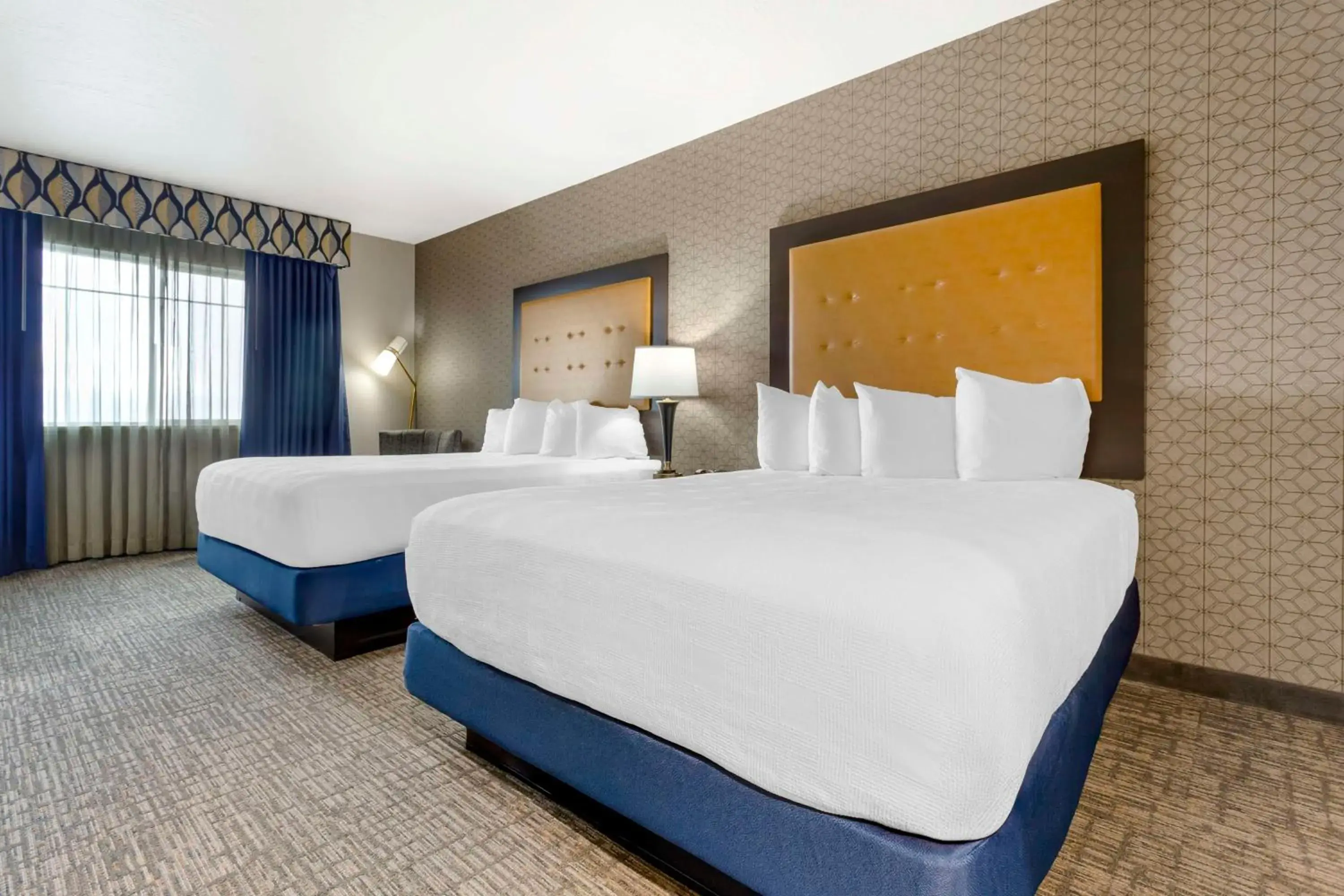 Queen Room with Two Queen Beds and Bath Tub - Disability Access in Best Western Plus Grant Creek Inn Queen Room with Two Queen Beds and Bath Tub - Disability Access in Best Western Plus Grant Creek Inn