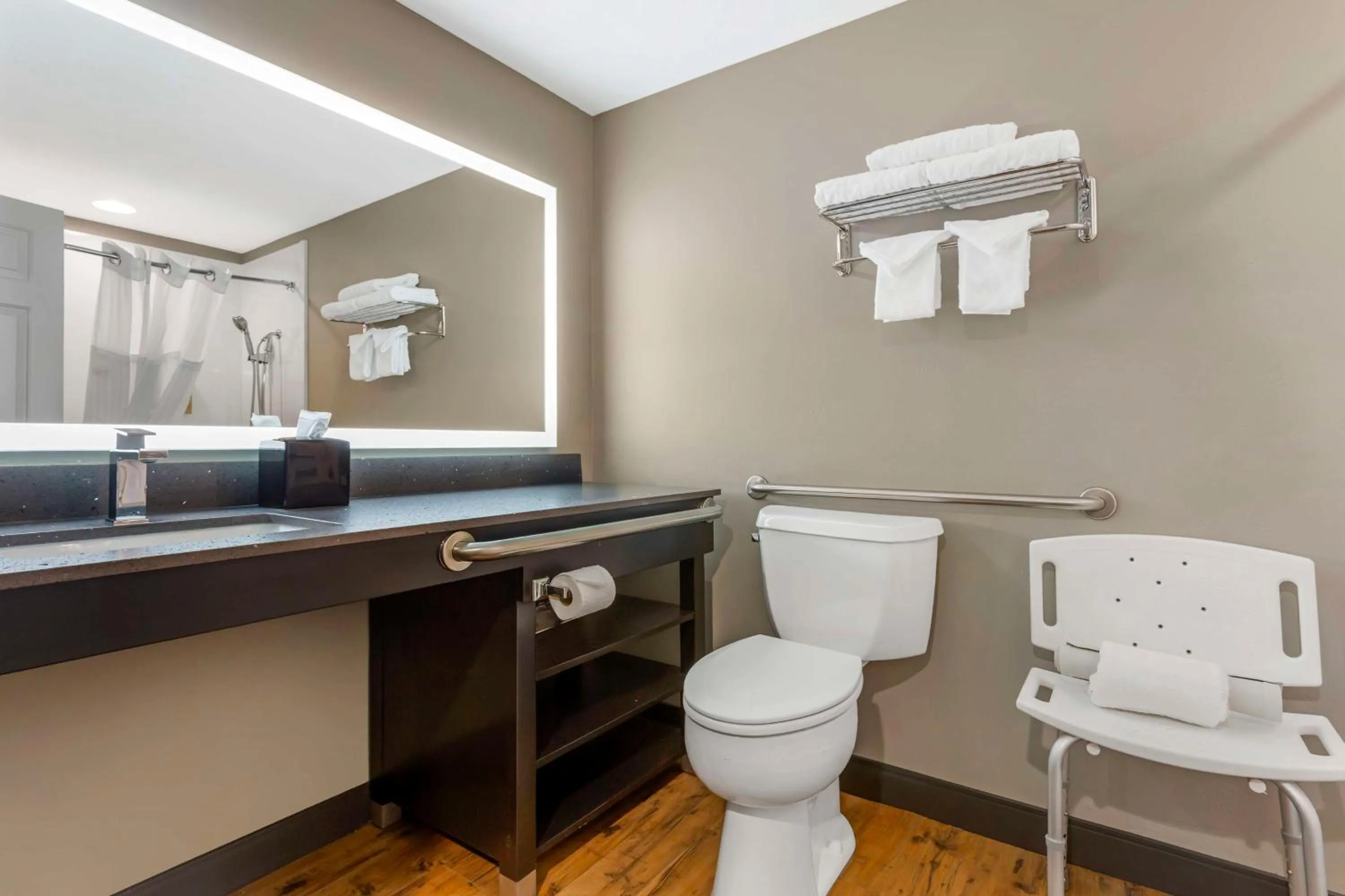 Bathroom in Best Western Plus Grant Creek Inn