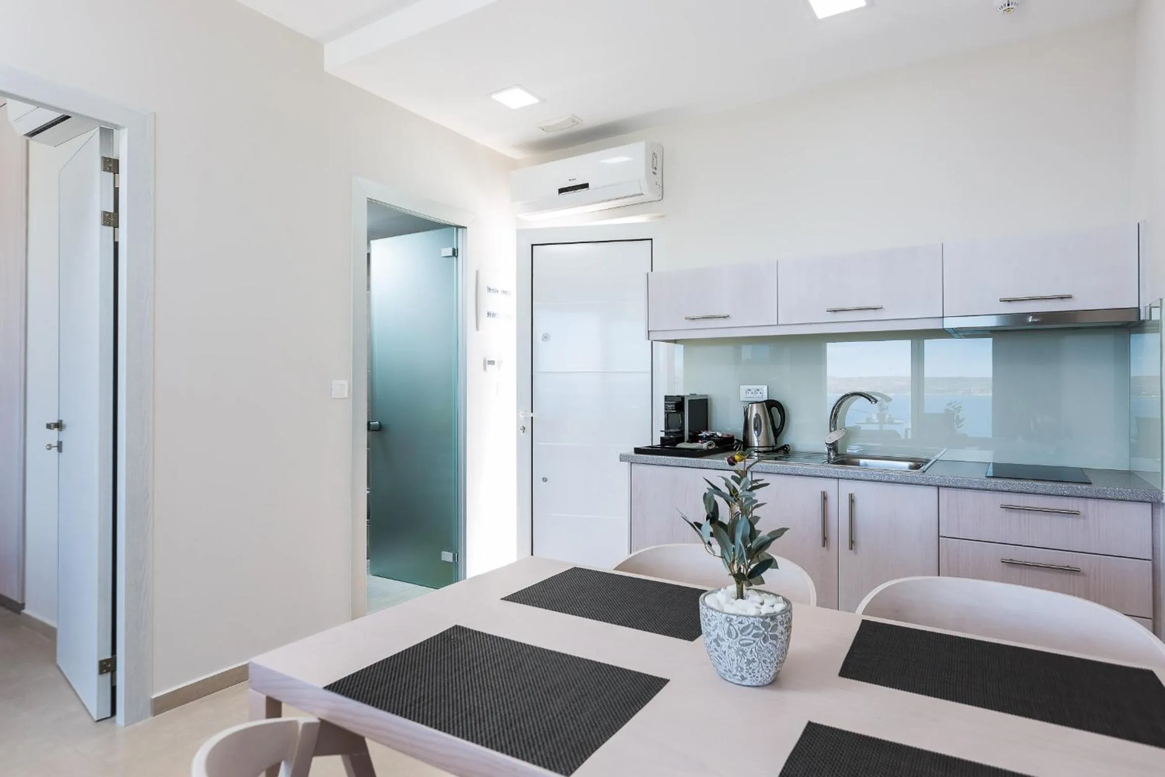 Coffee/tea facilities in Sun and Sea Plus Resort