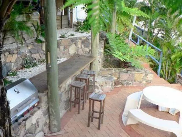 BBQ facilities in Coral Point Lodge