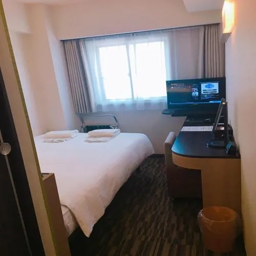 Photo of the whole room, Bed in Smile Hotel Tokyo Asagaya