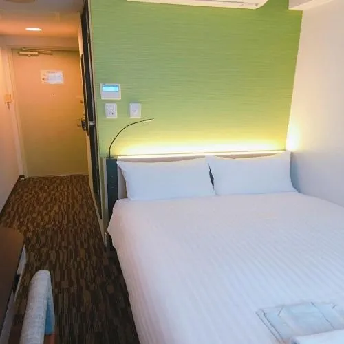 Photo of the whole room, Bed in Smile Hotel Tokyo Asagaya