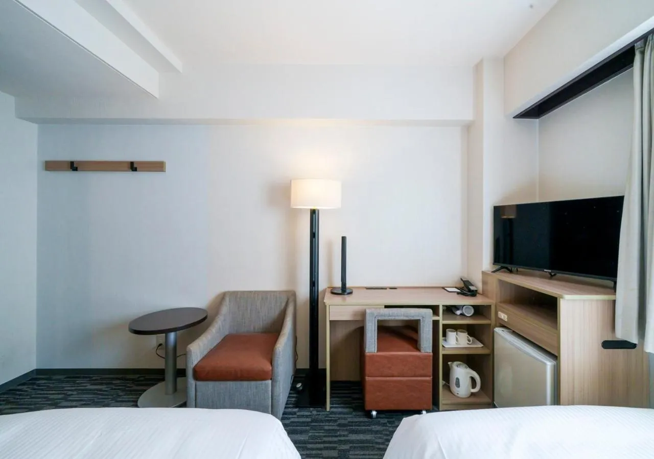 Bedroom, Bed in Smile Hotel Tokyo Asagaya