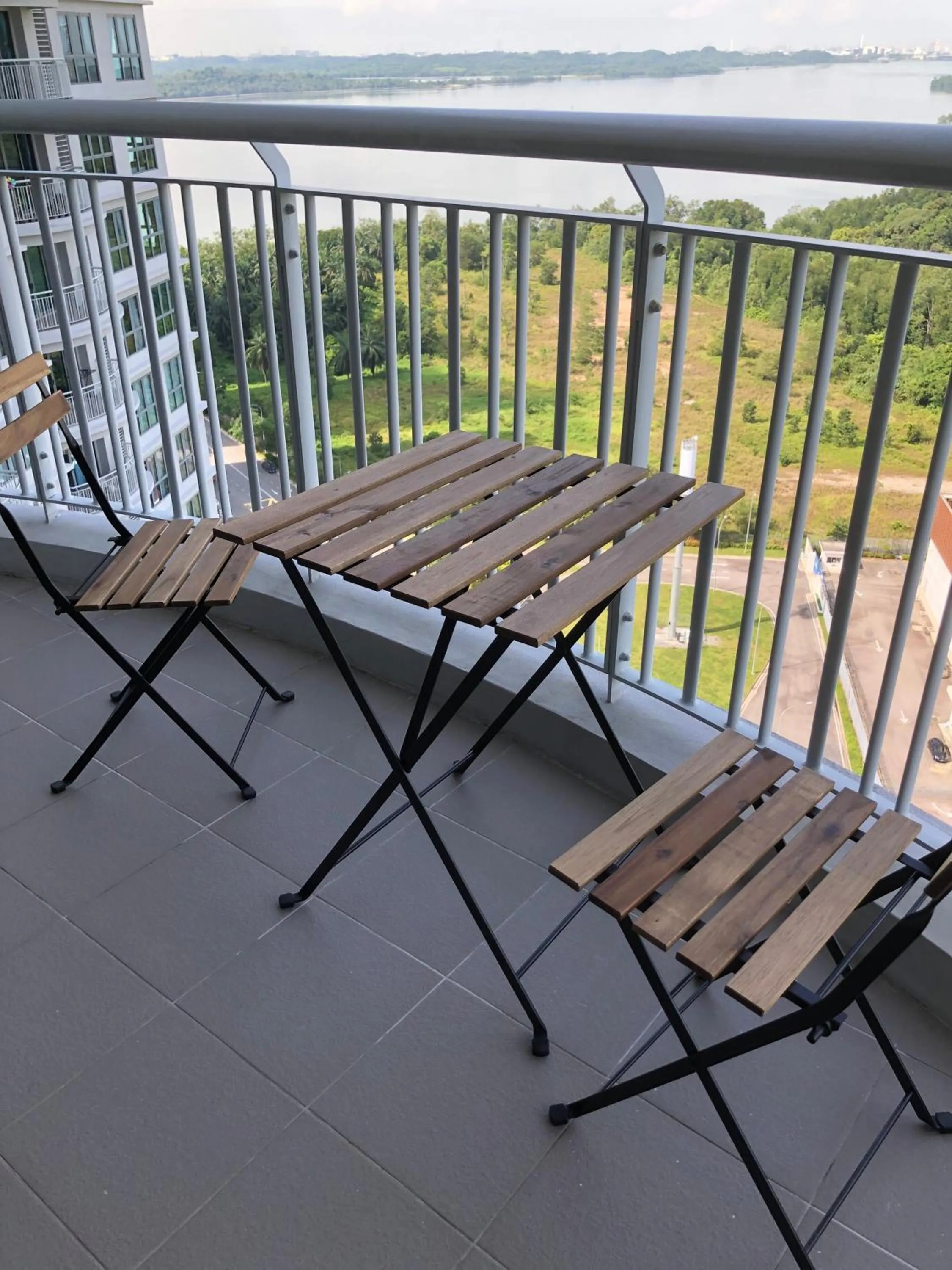 Balcony/Terrace in Teega Residence @ Cosy Seafront Living