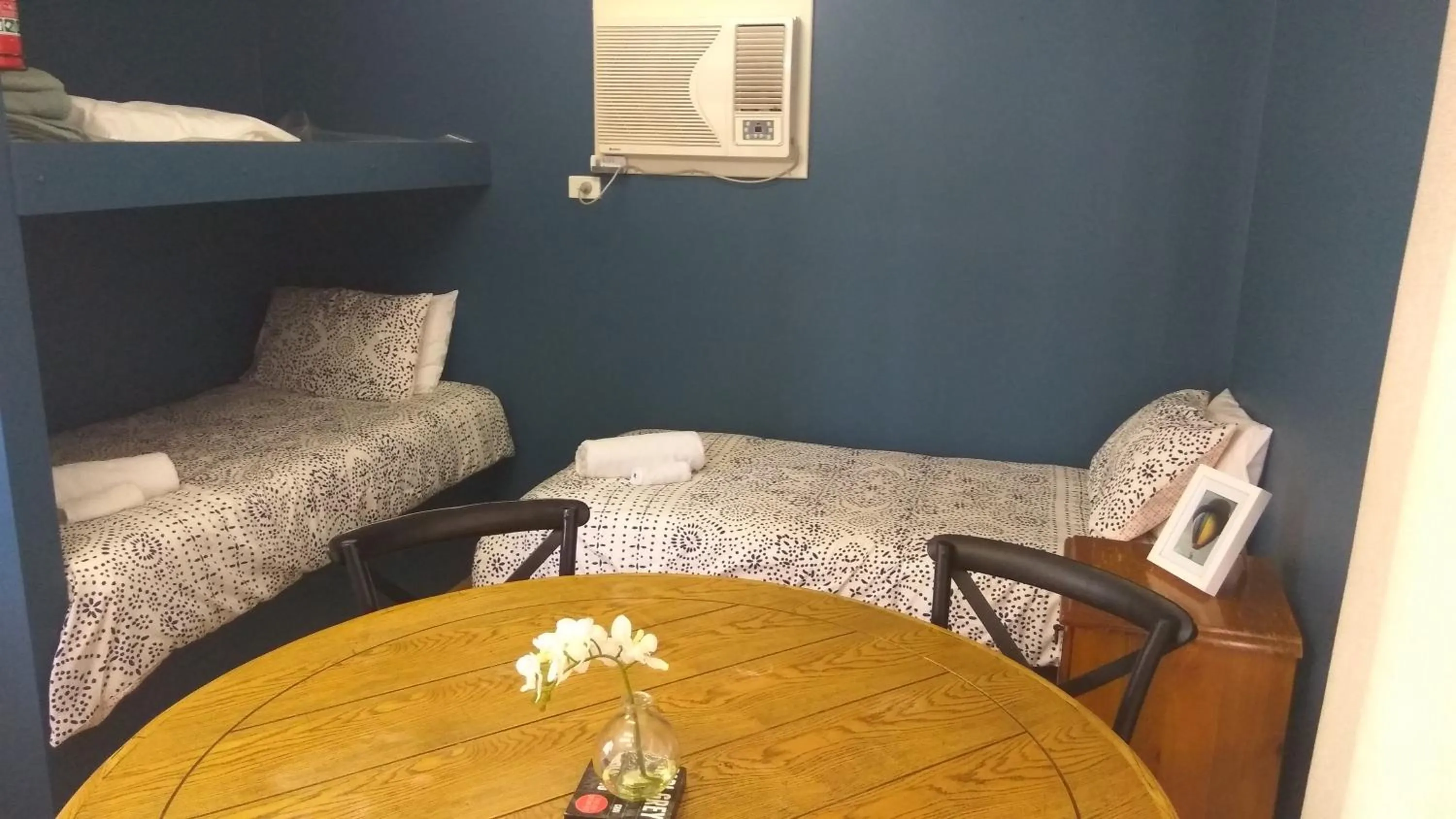 Bed in Oval Motel - Murray Bridge