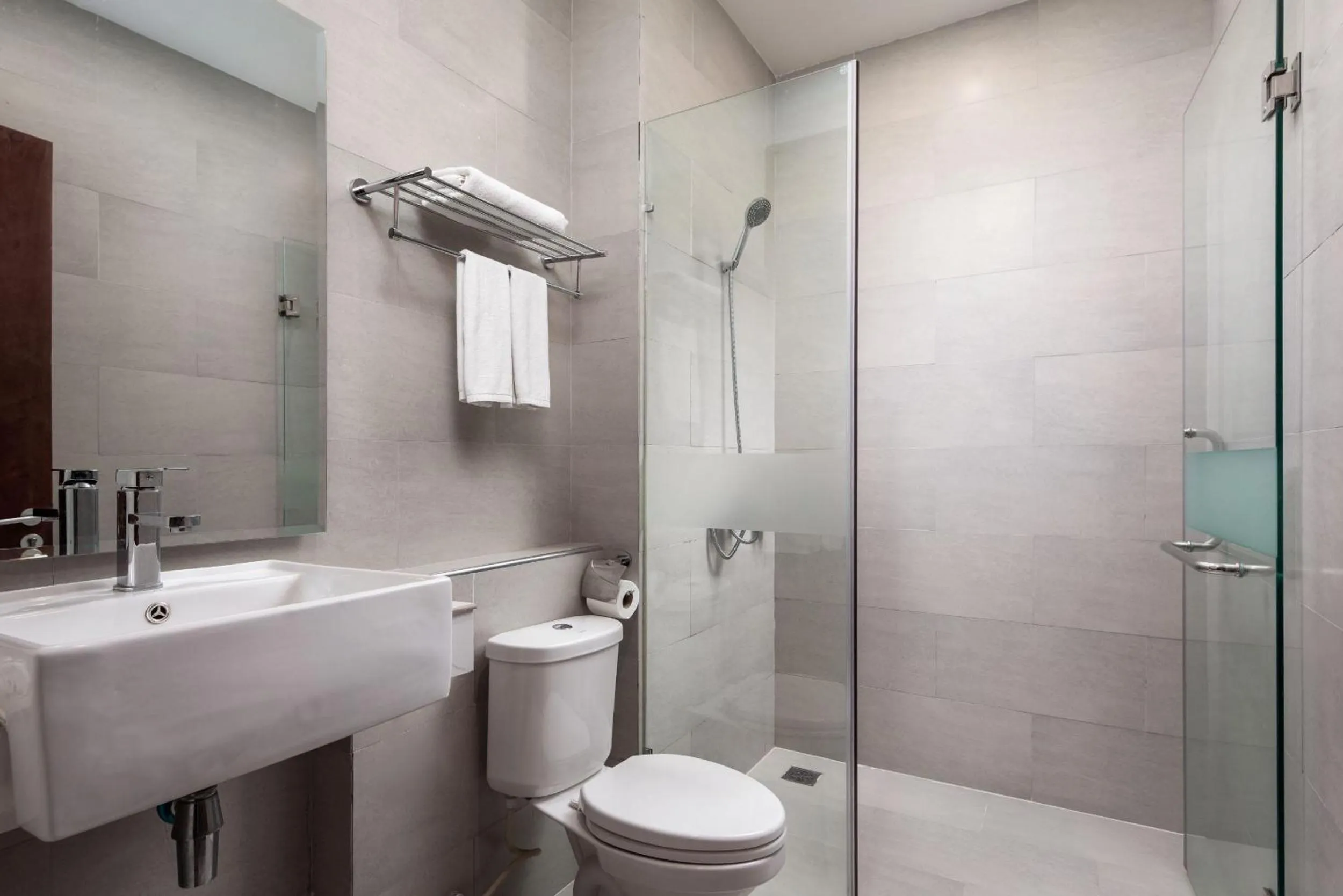 Bathroom in Joli Hotel