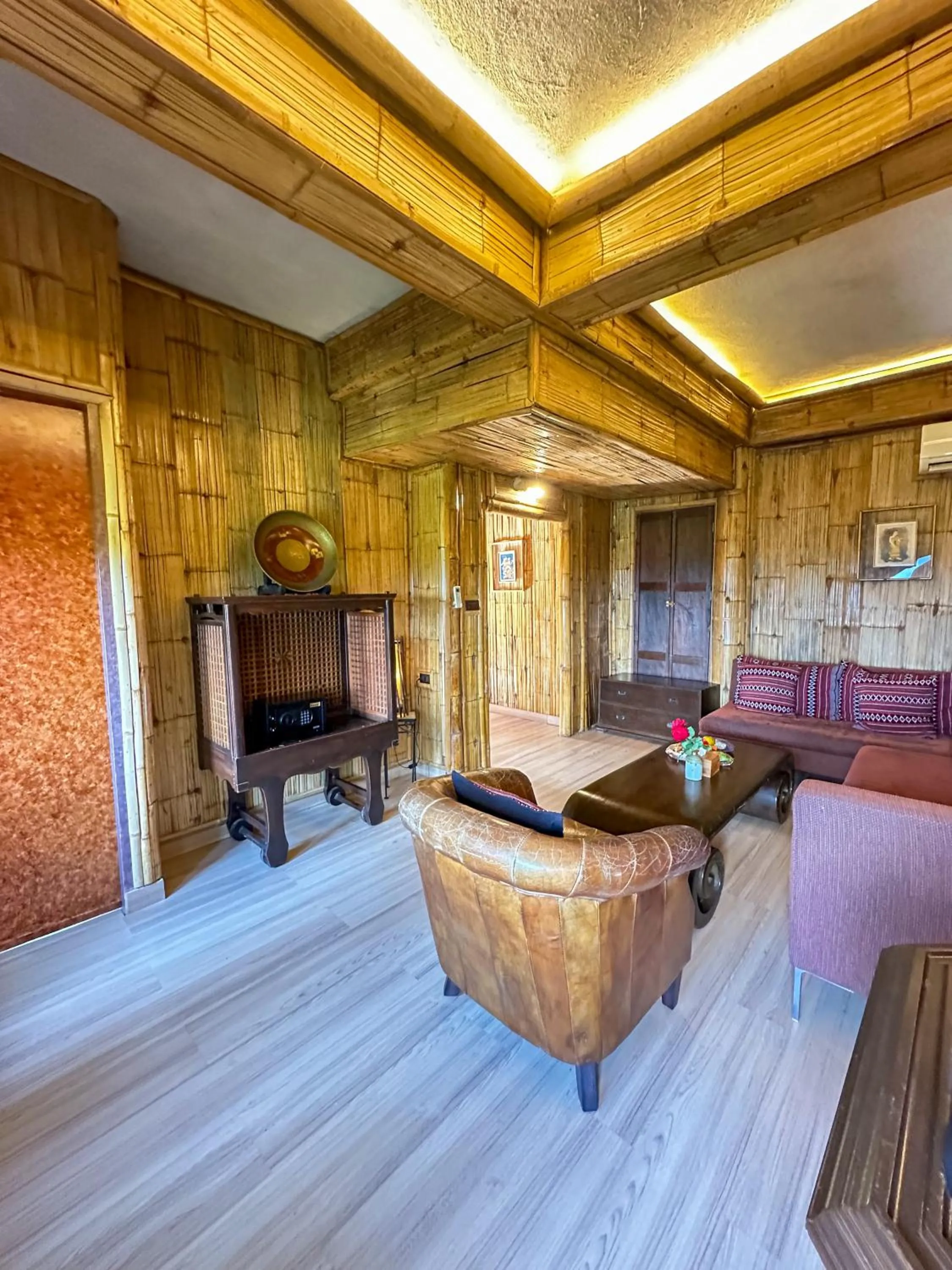 Living room in Phu Chaisai Chiang Rai Mountain Resort