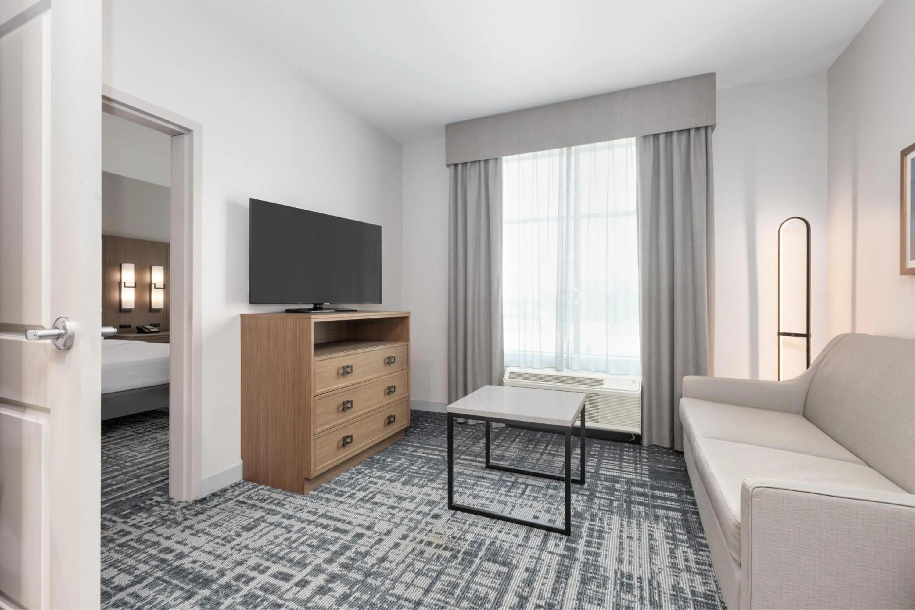 Living room, Bed in Homewood Suites By Hilton Houston Memorial