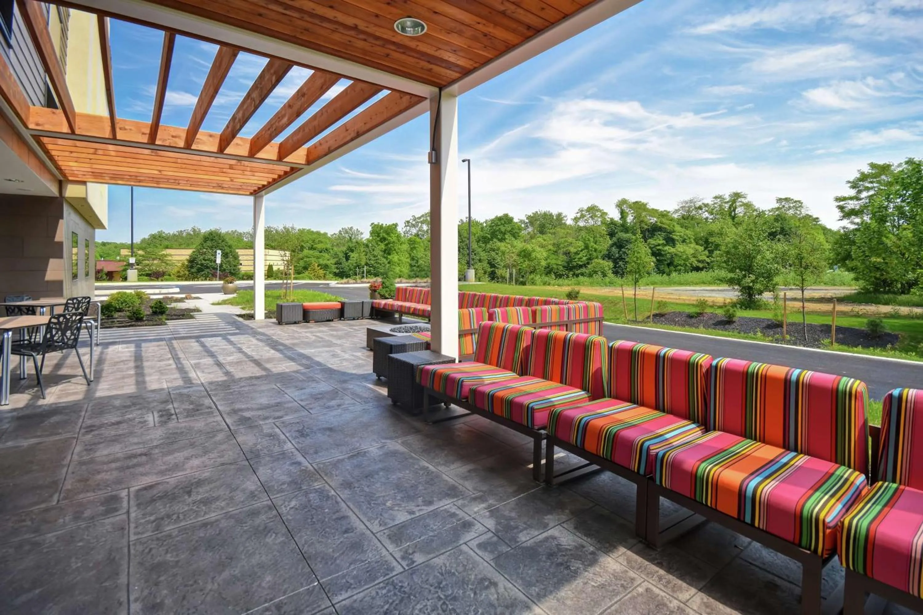 Patio in Home2 Suites Mechanicsburg
