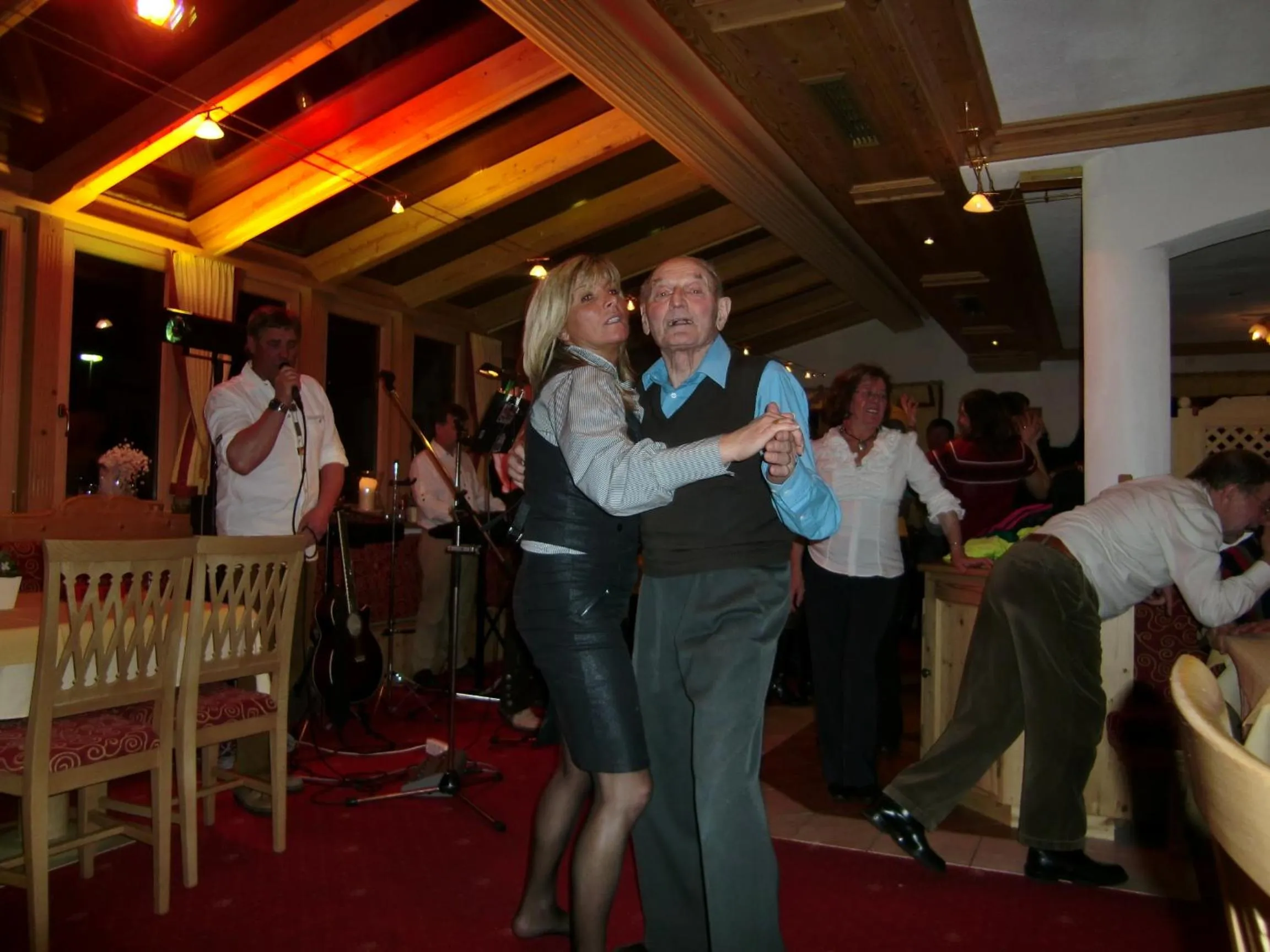 group of guests in Gampeler Hof