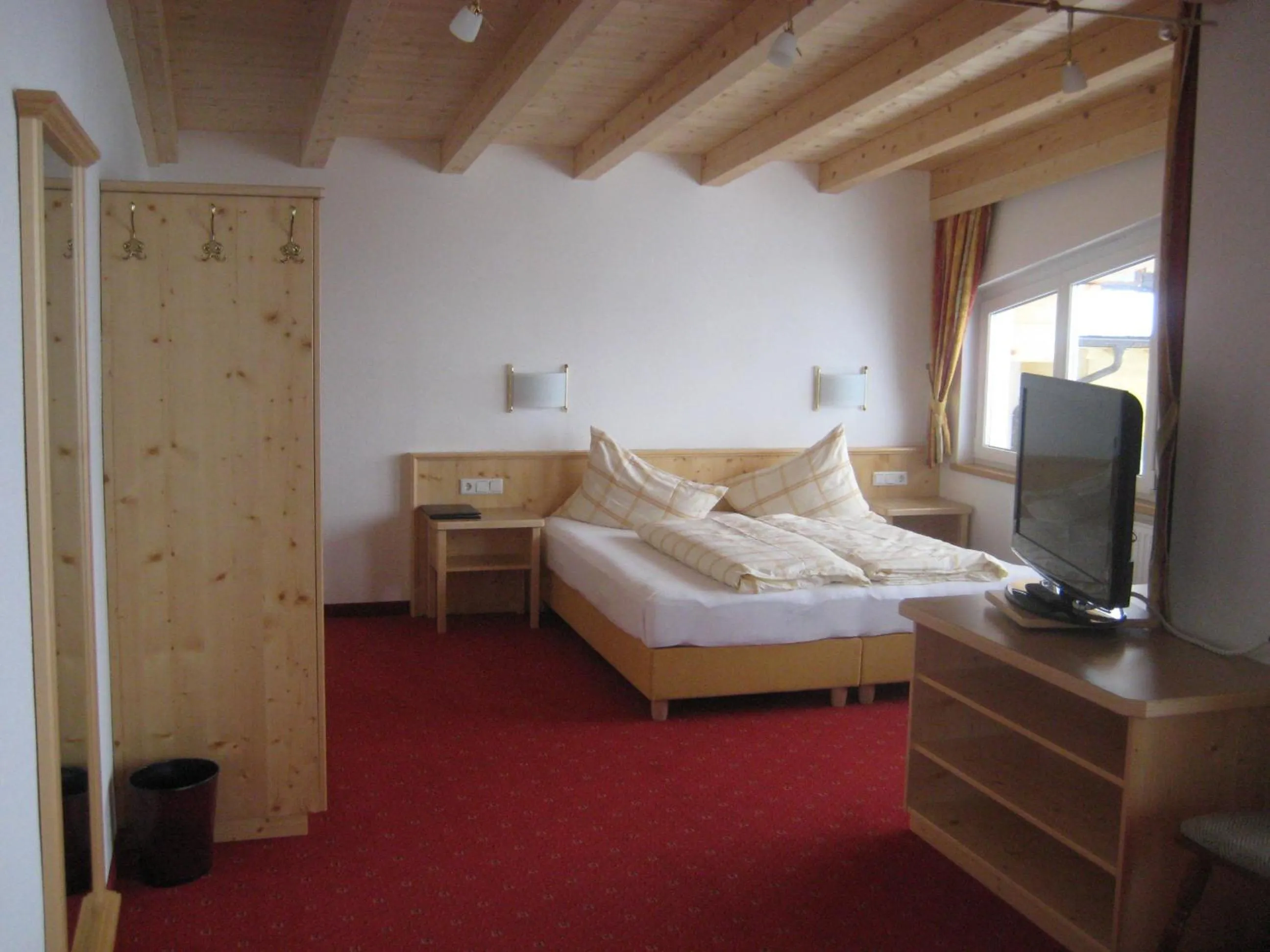 Day, Bed in Gampeler Hof