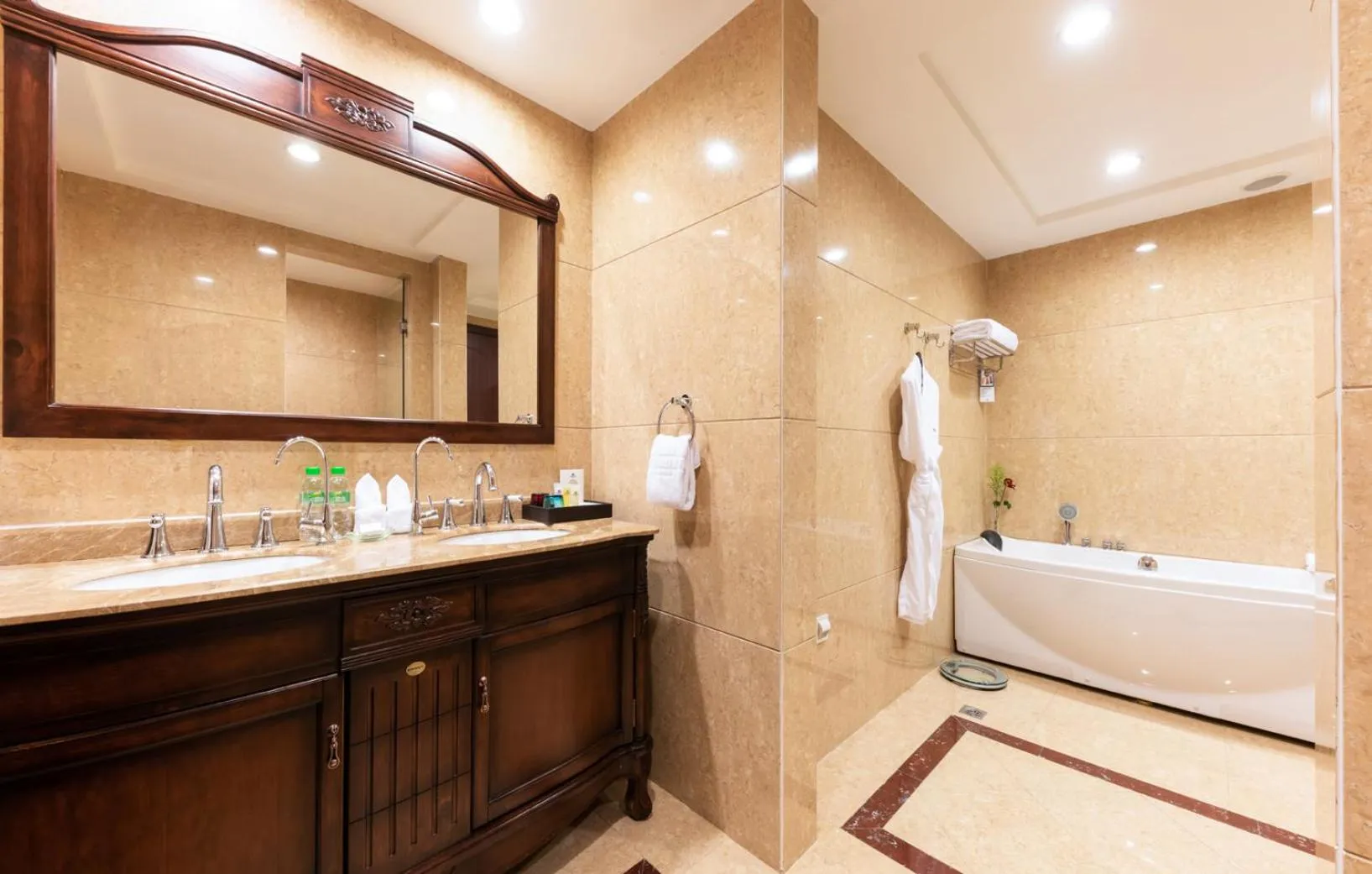 Country Garden Phoenix Hotels Shenyang Yuhong