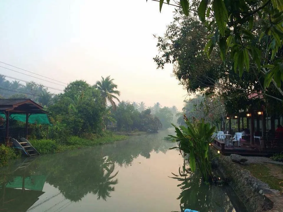 River view in BaanSuanLeelawadee Resort Amphawa