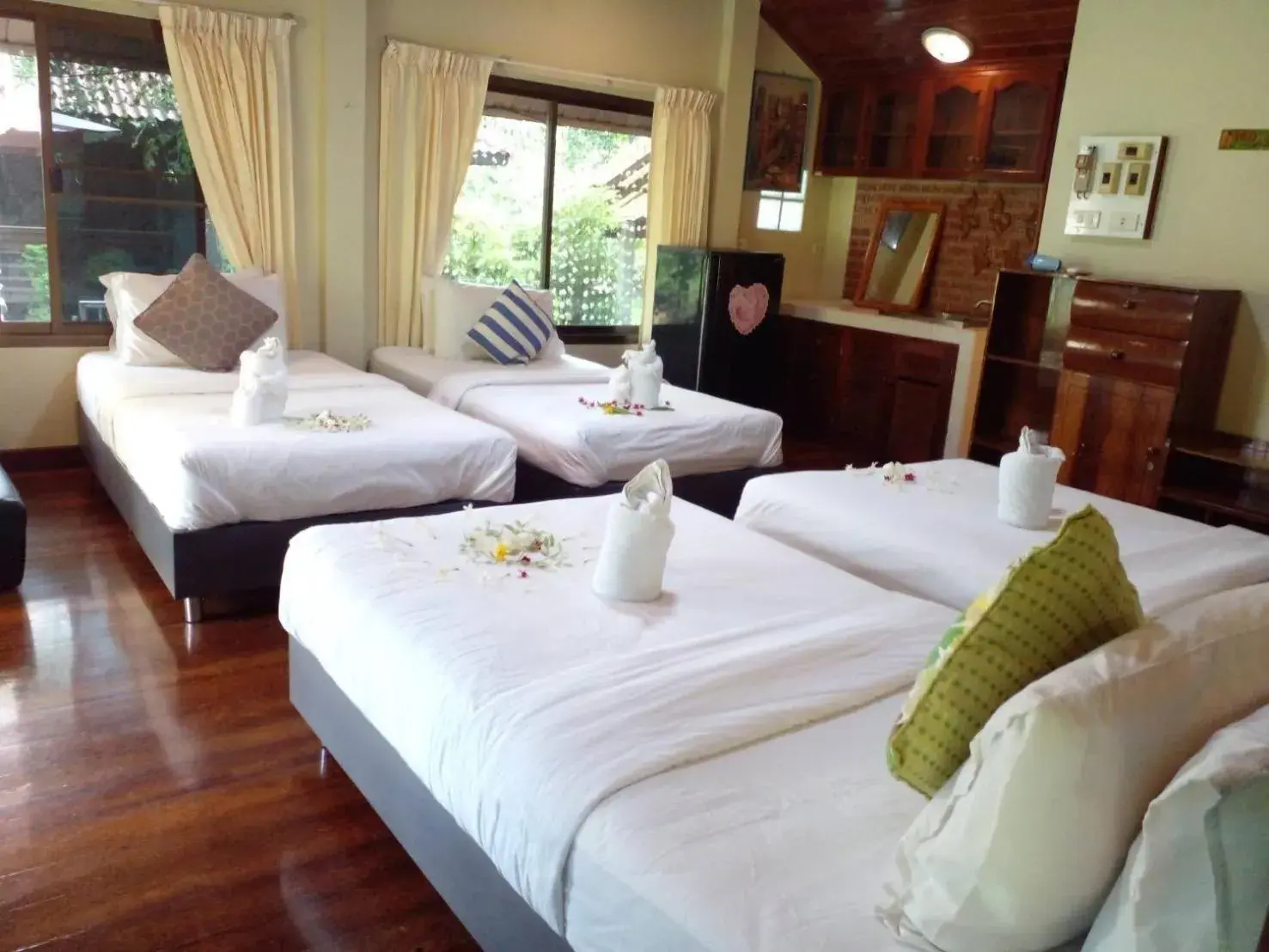 Two-Bedroom Chalet in BaanSuanLeelawadee Resort Amphawa Two-Bedroom Chalet in BaanSuanLeelawadee Resort Amphawa