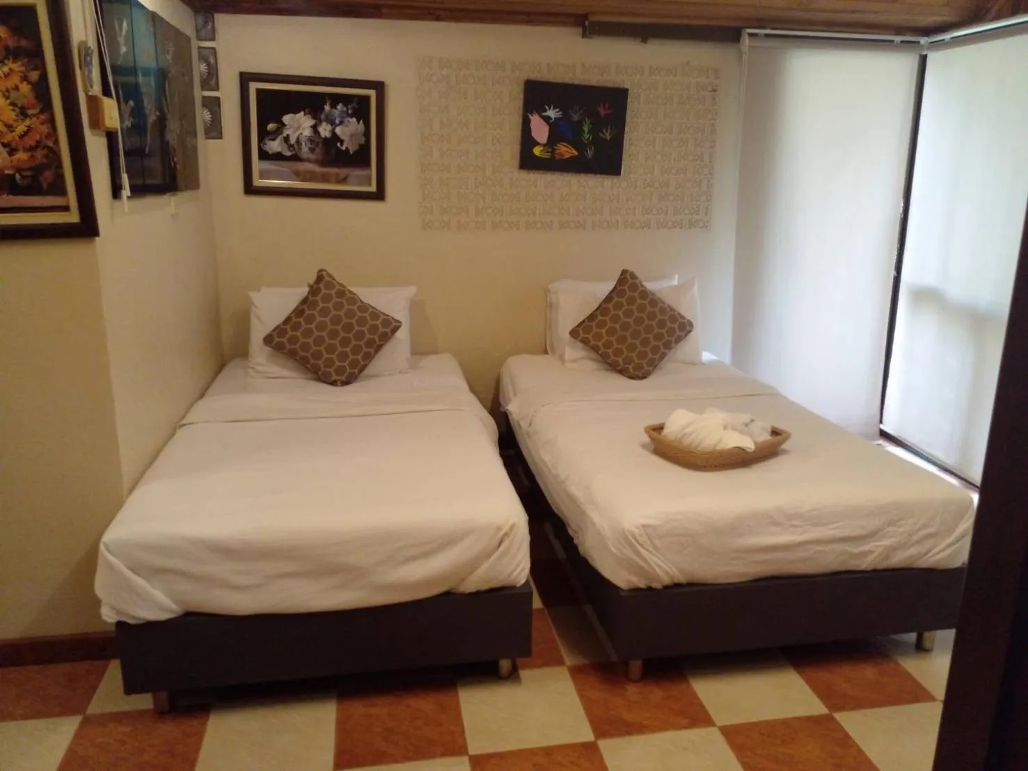 Bed in BaanSuanLeelawadee Resort Amphawa