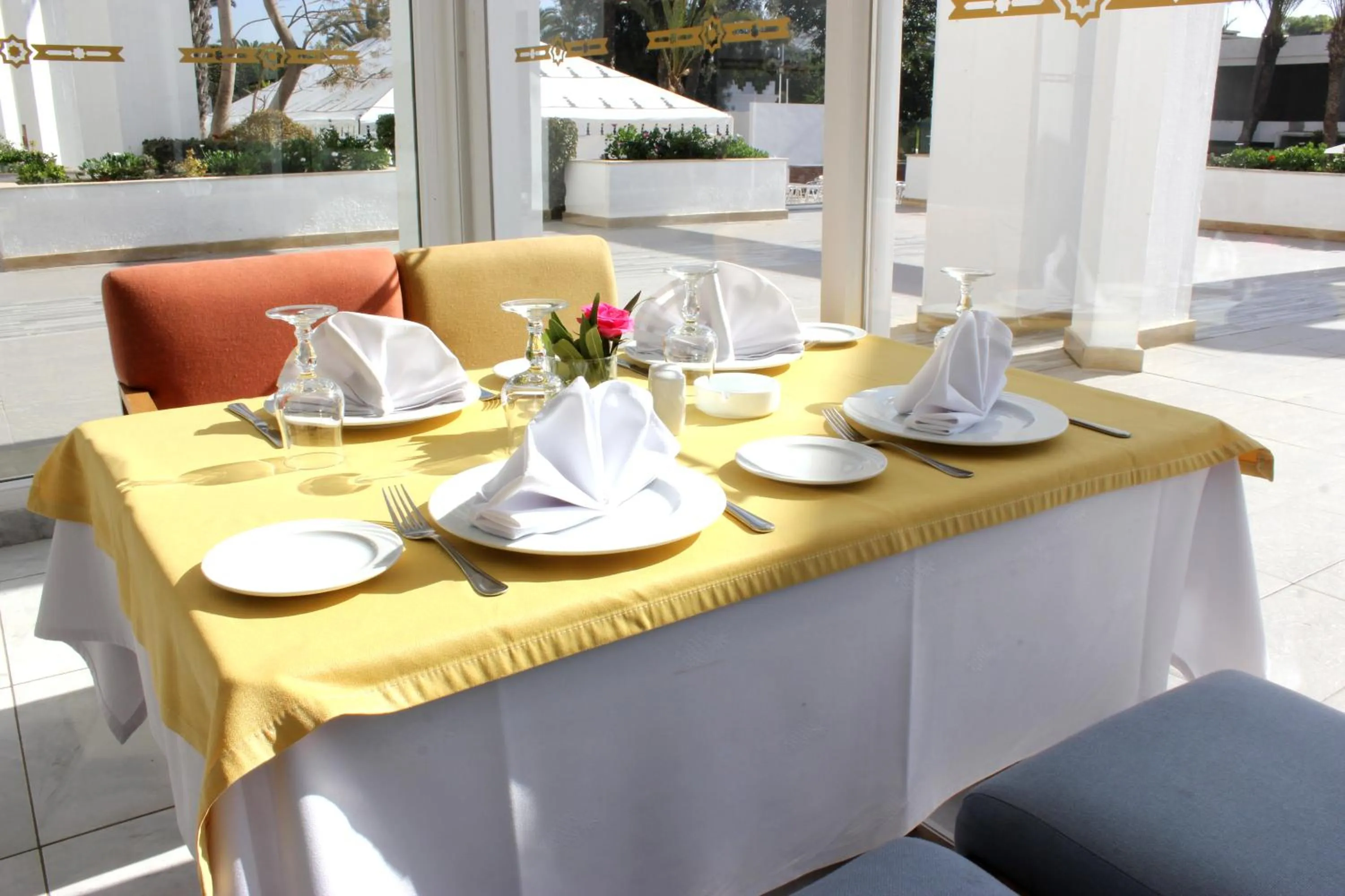 Restaurant/places to eat in Sahara Hotel Agadir - Adults Only