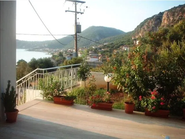 Filoxenia Hotel & Apartments