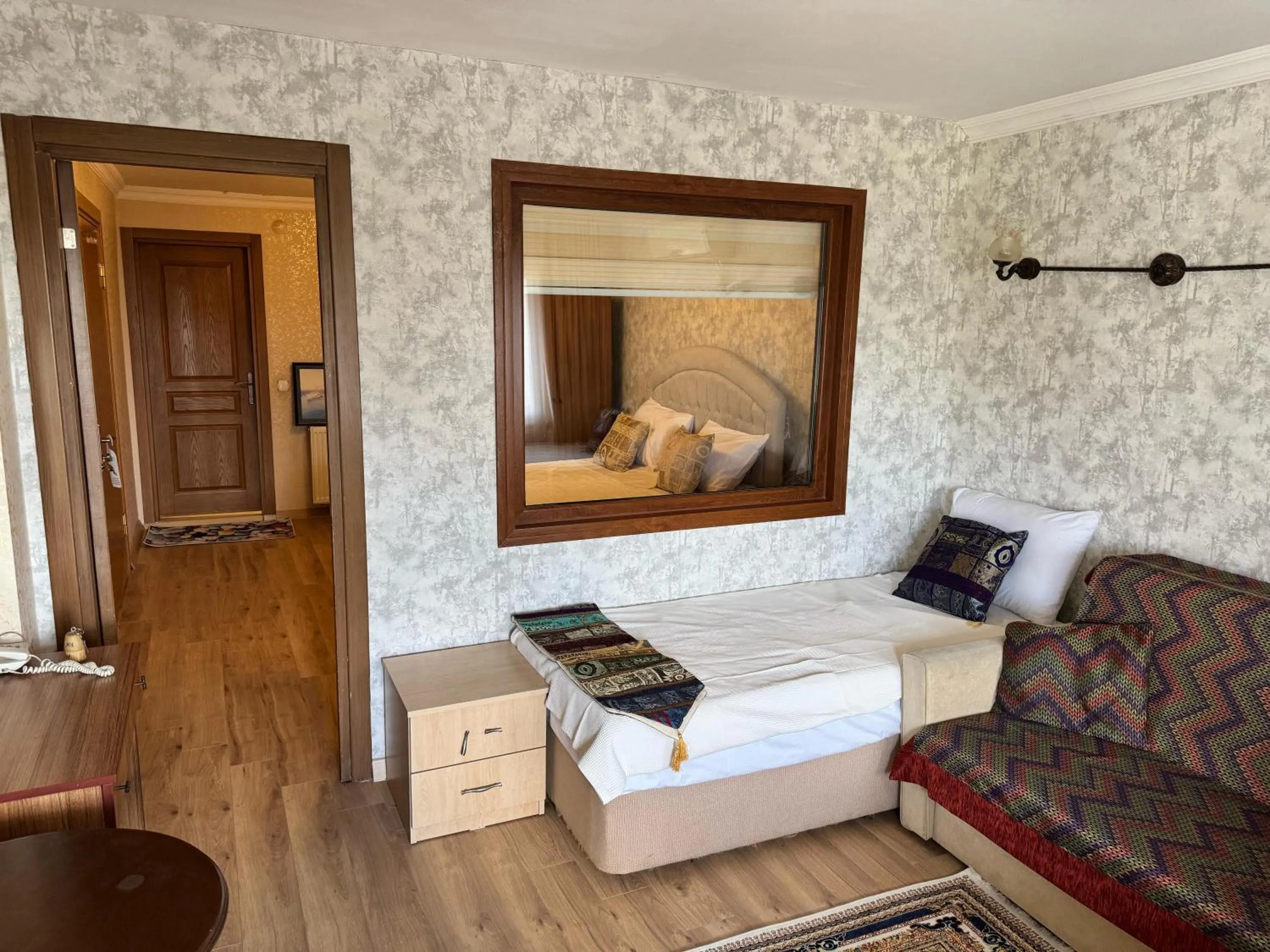 View (from property/room), Bed in Hotel Ipekyolu