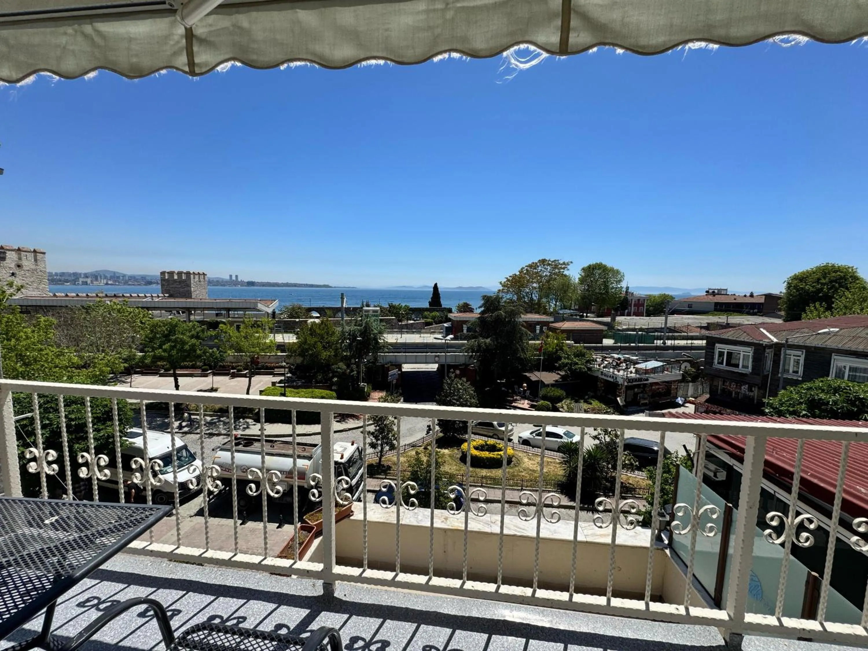 Balcony/Terrace in Hotel Ipekyolu