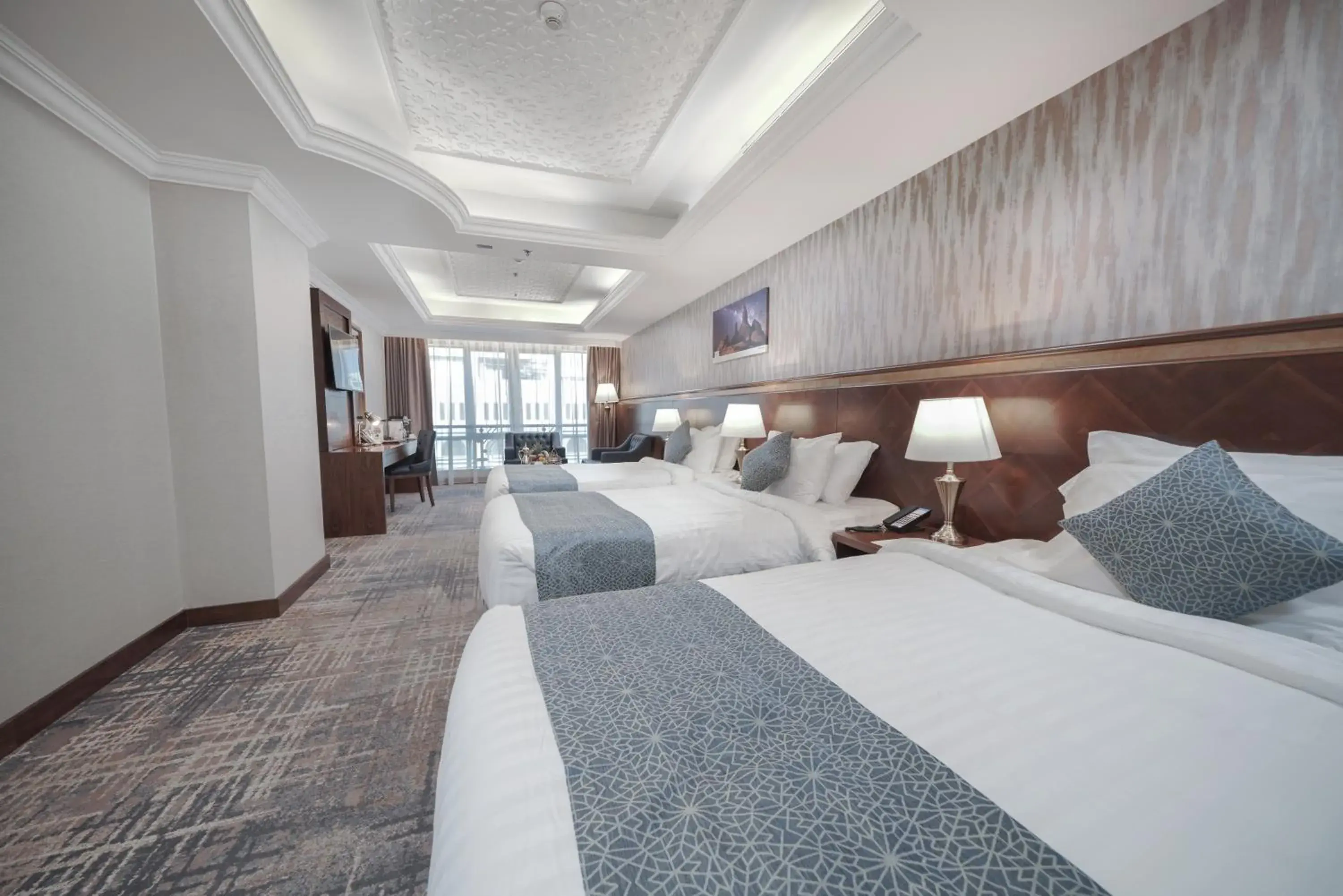 Triple Room in MADEN Hotel Triple Room in MADEN Hotel