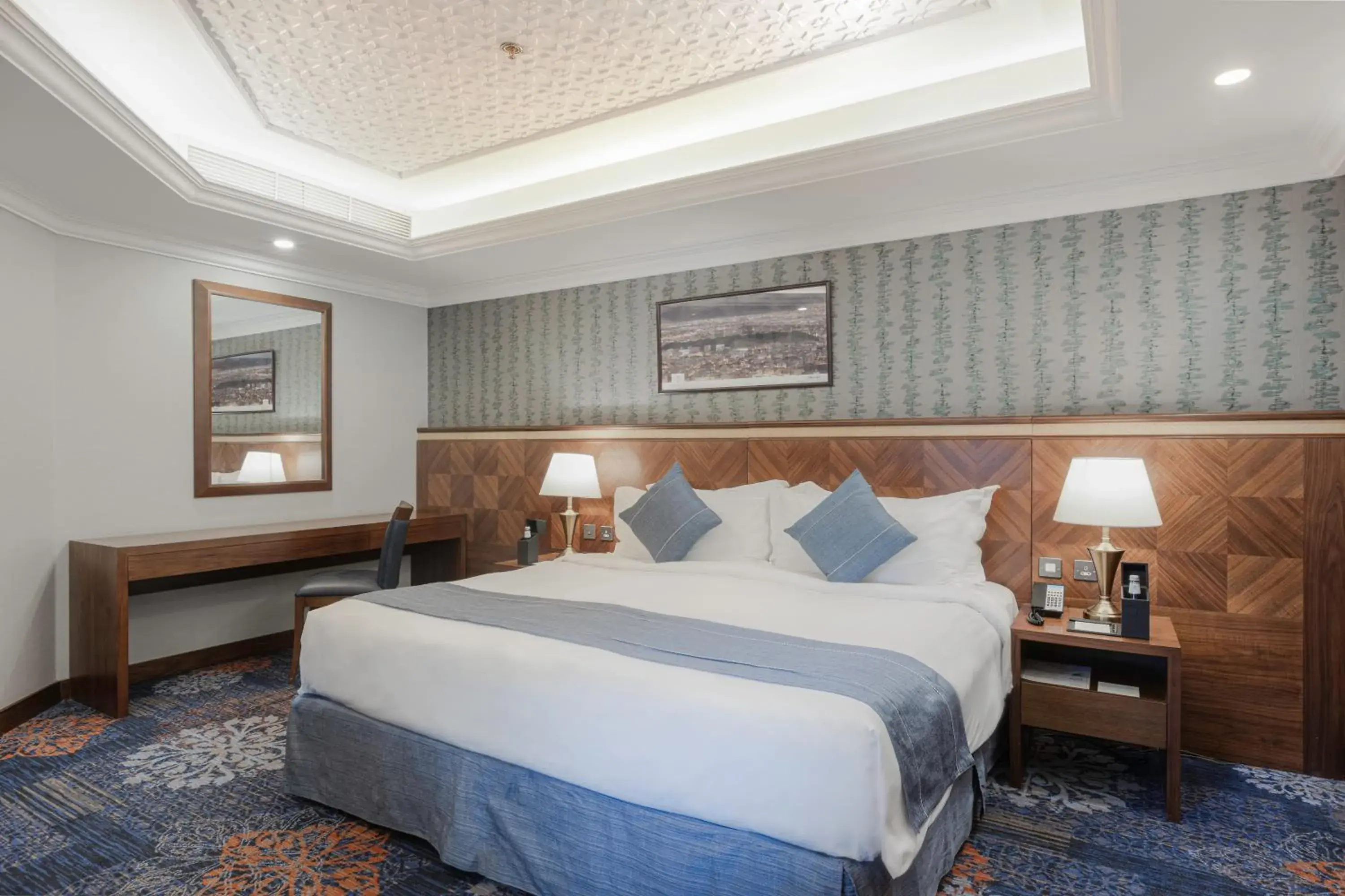 Three-Bedroom Suite with City View in MADEN Hotel Three-Bedroom Suite with City View in MADEN Hotel