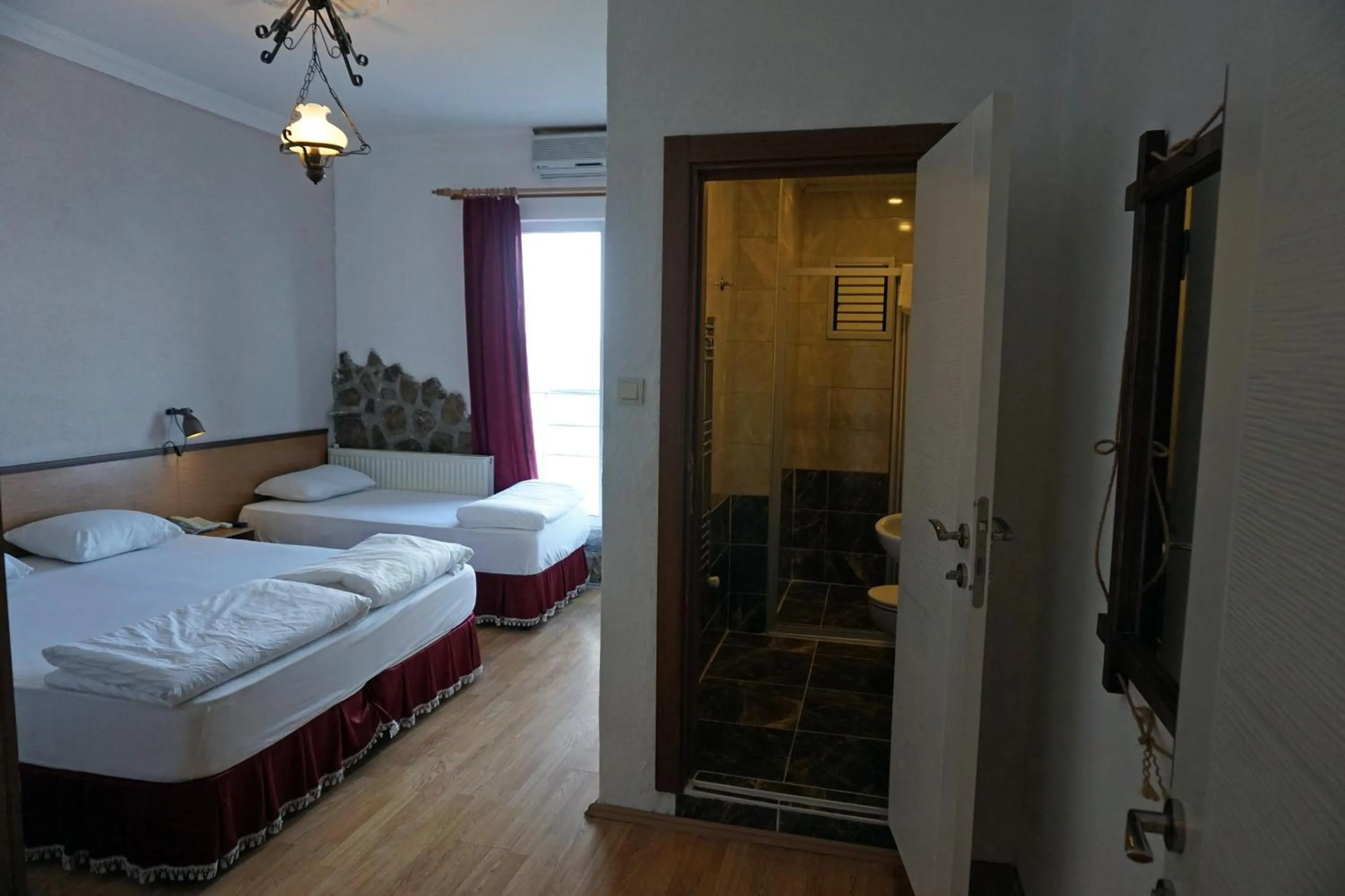 Shower in Aqua Boss Hotel