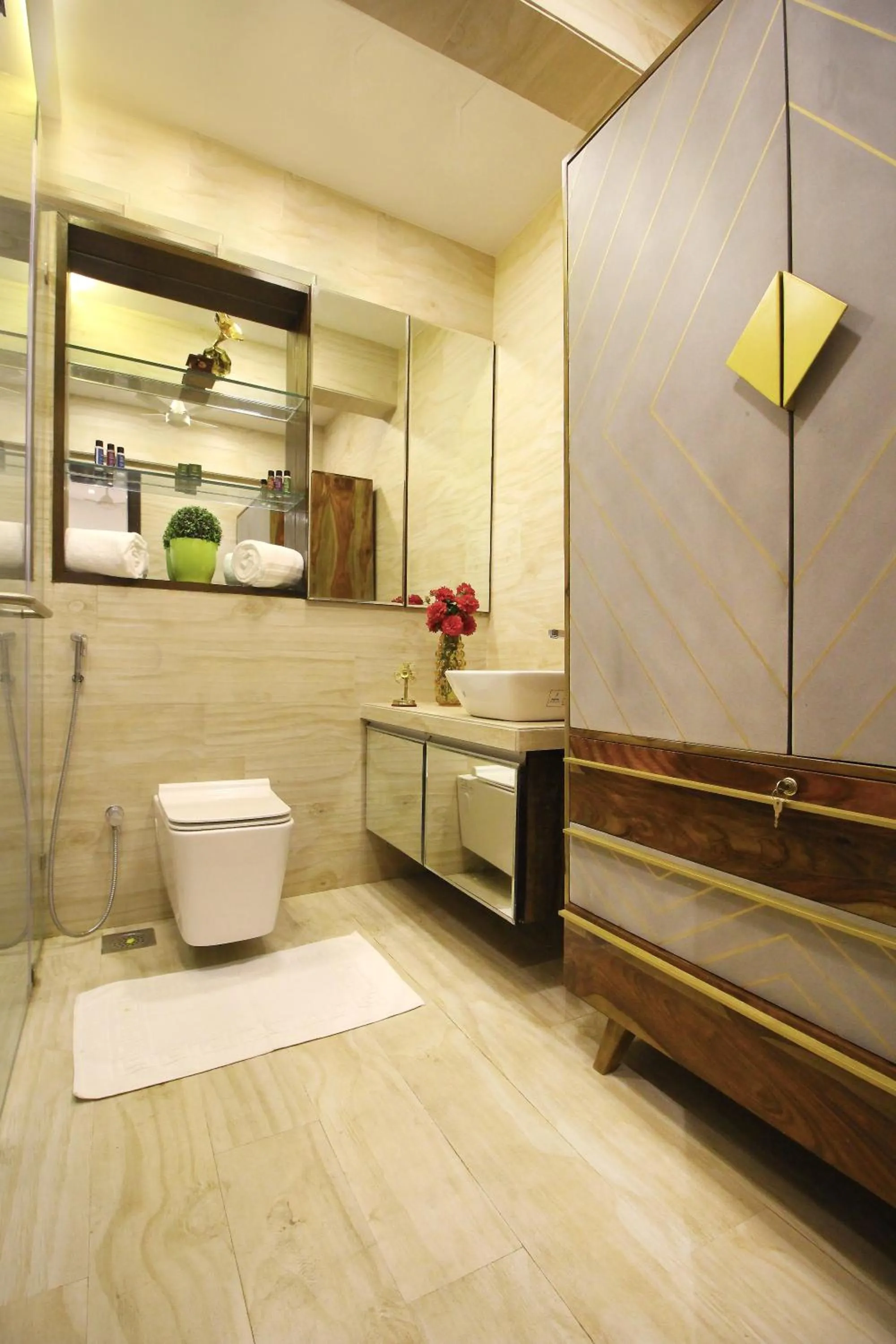 Toilet in Theory9 Premium Service Apartments Khar
