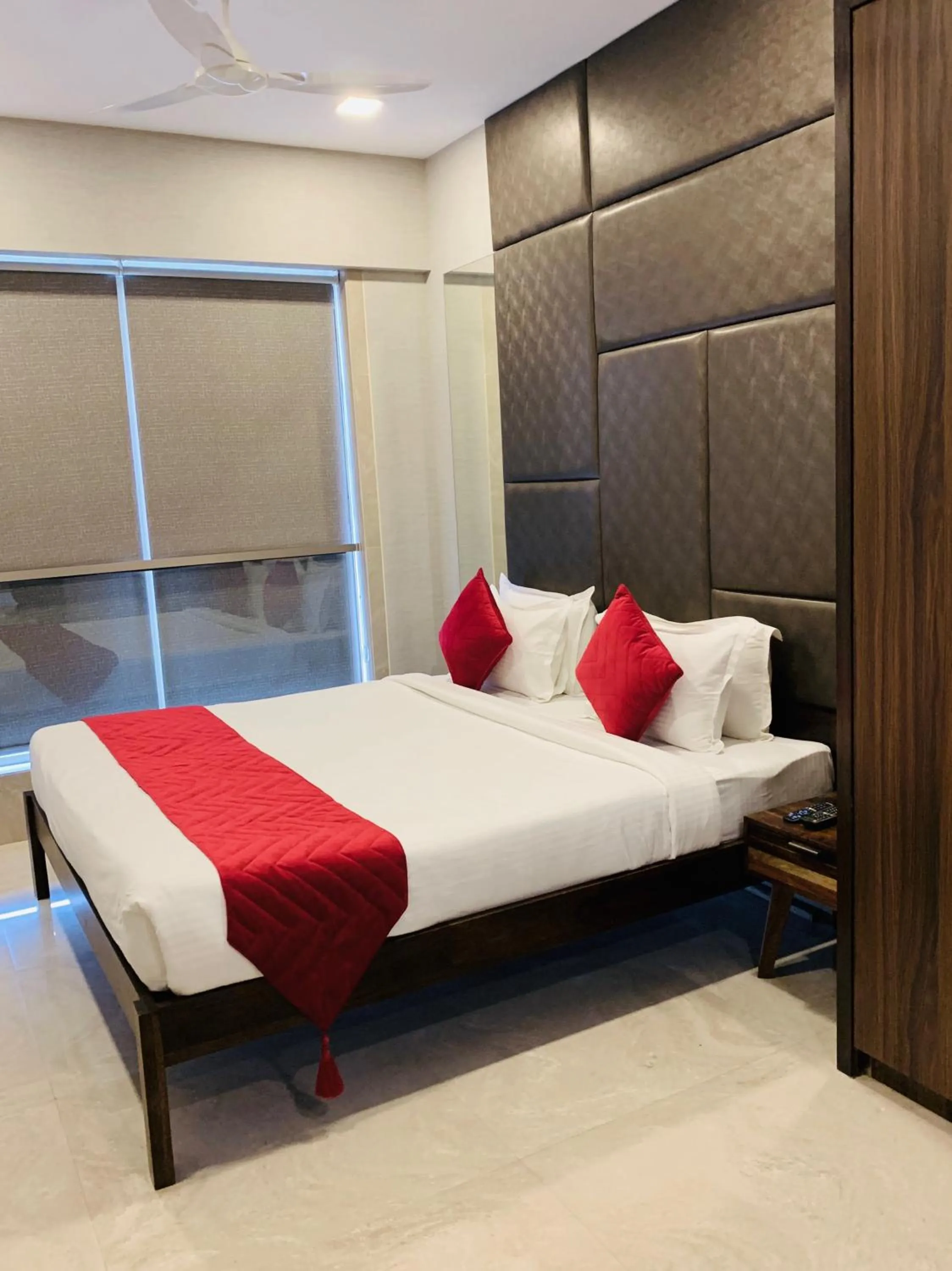 Bedroom, Bed in Theory9 Premium Service Apartments Khar