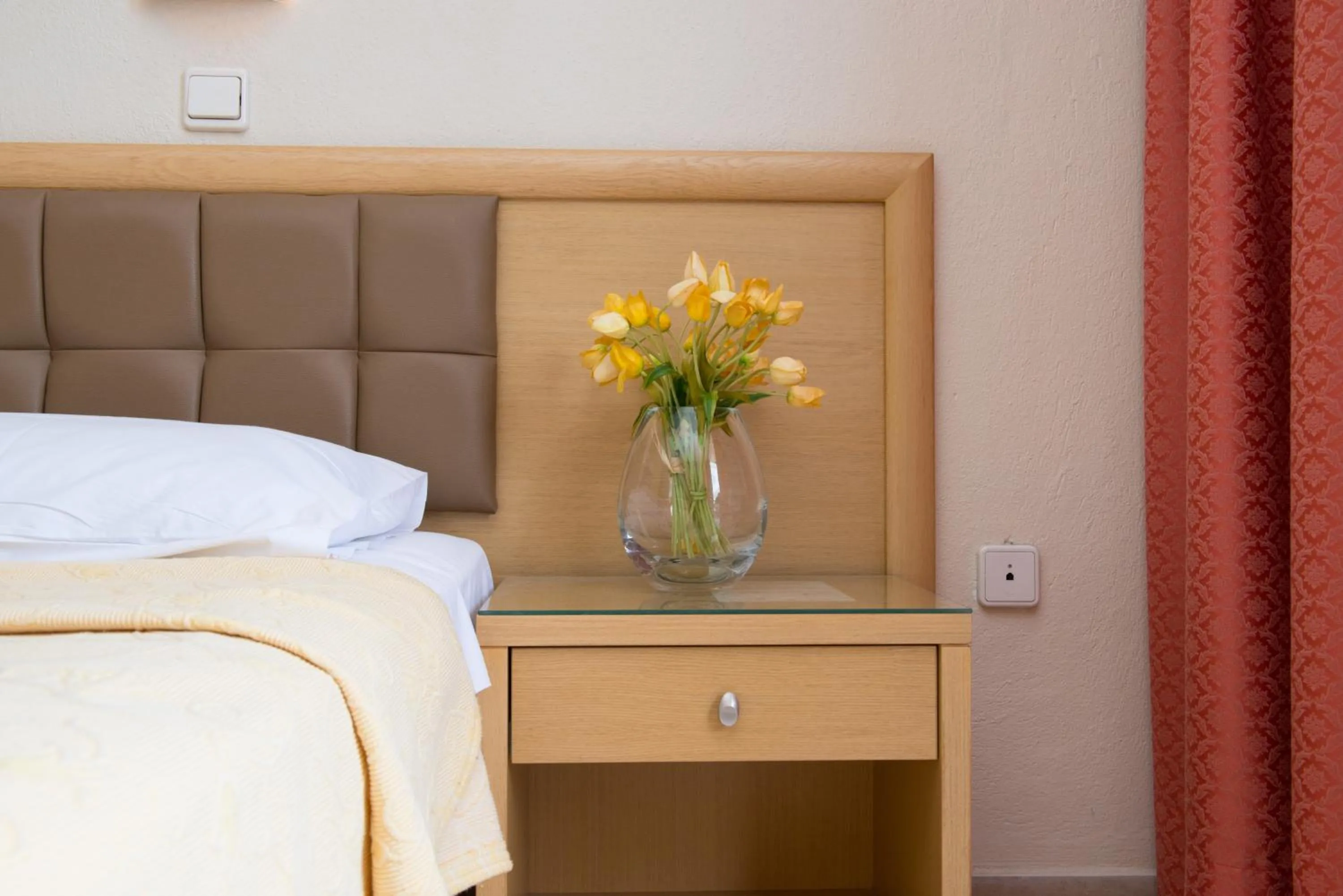 Photo of the whole room in Hotel Villa Natassa