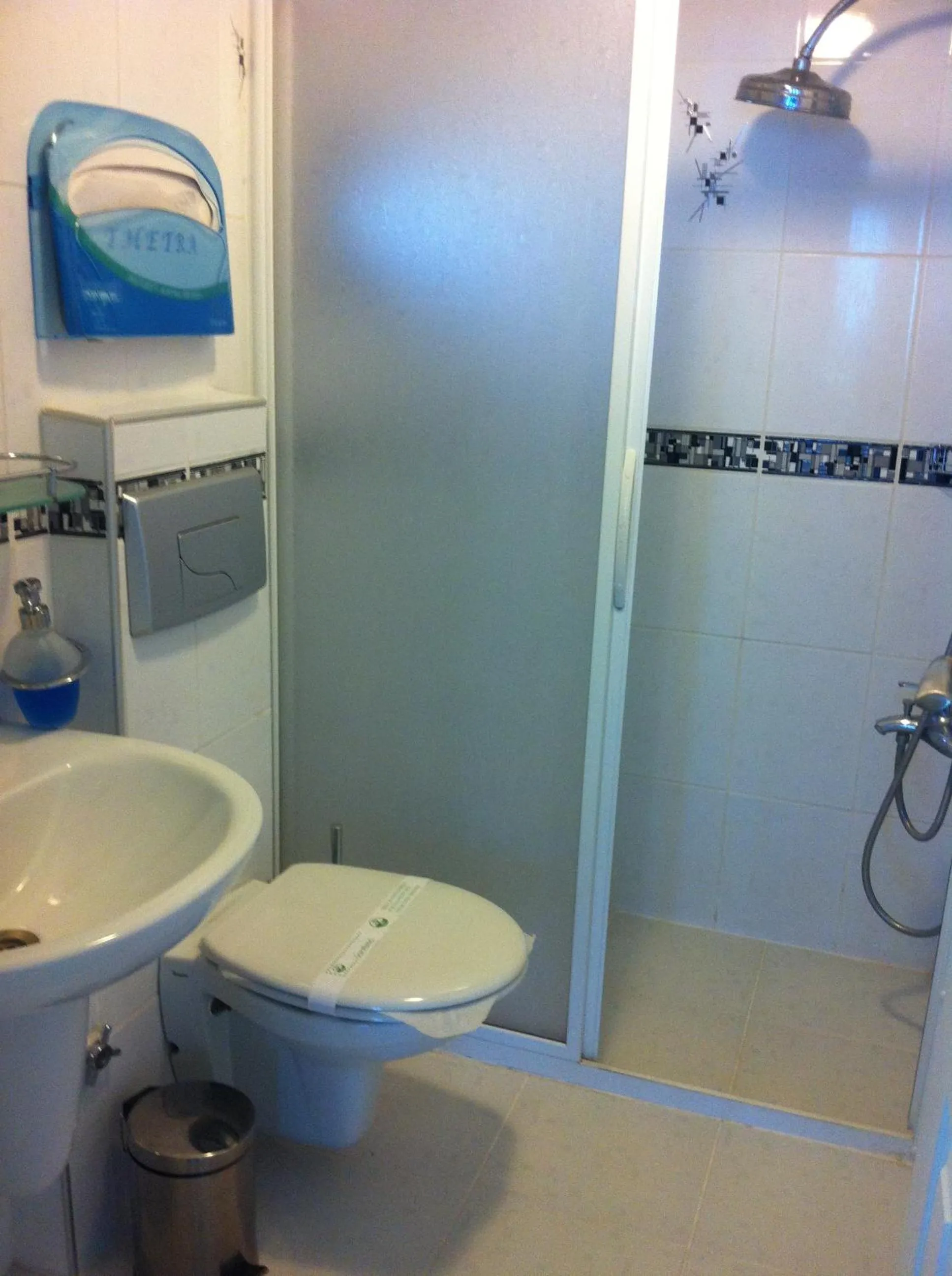 Shower in Boss Hotel