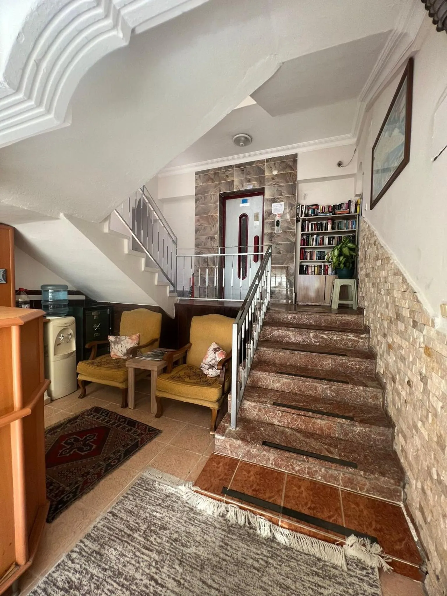 elevator in Safran Apart Hotel