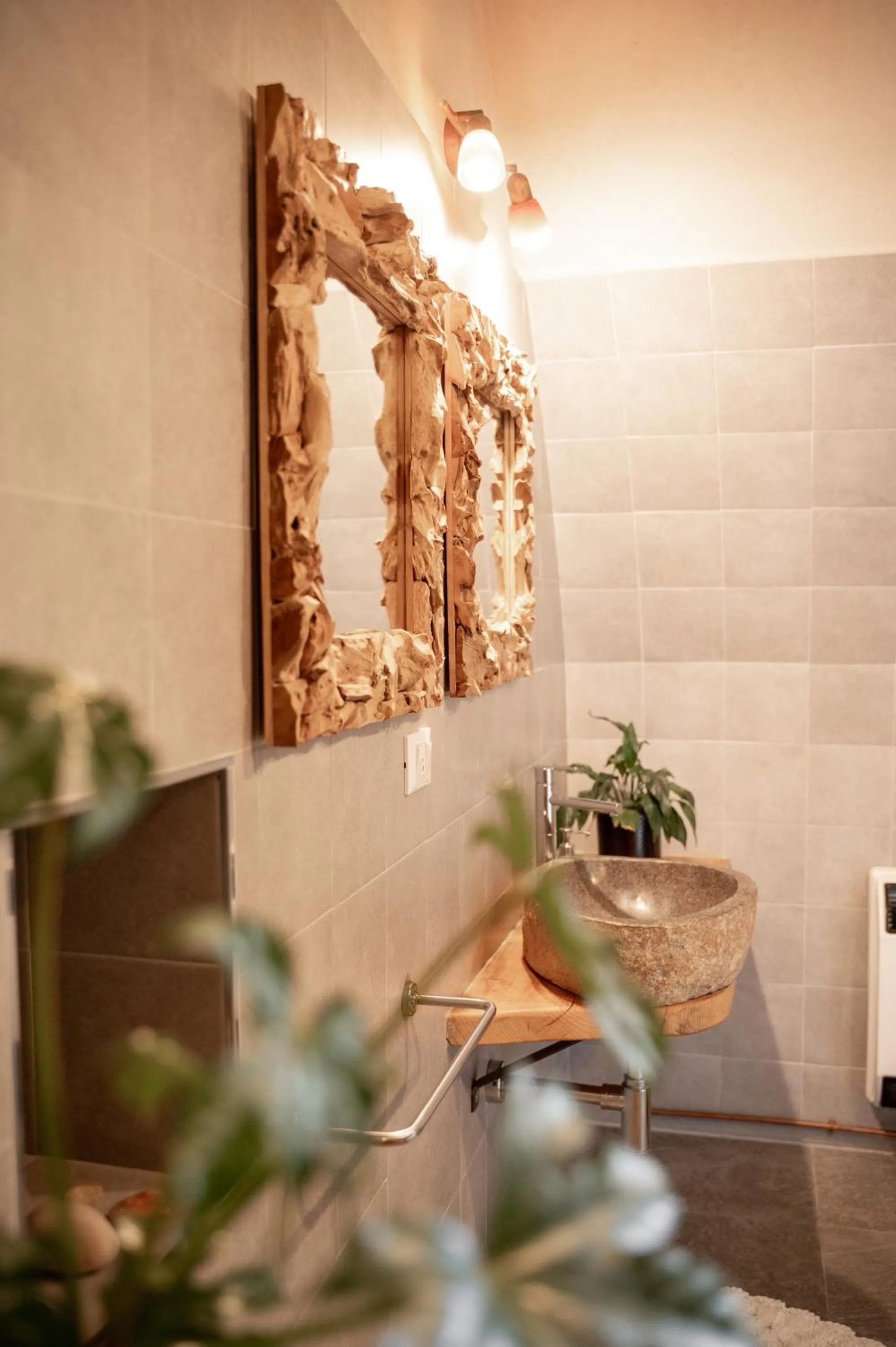 Bathroom in Baita Naturas con piscina idromassaggio calda, privata e gratuita