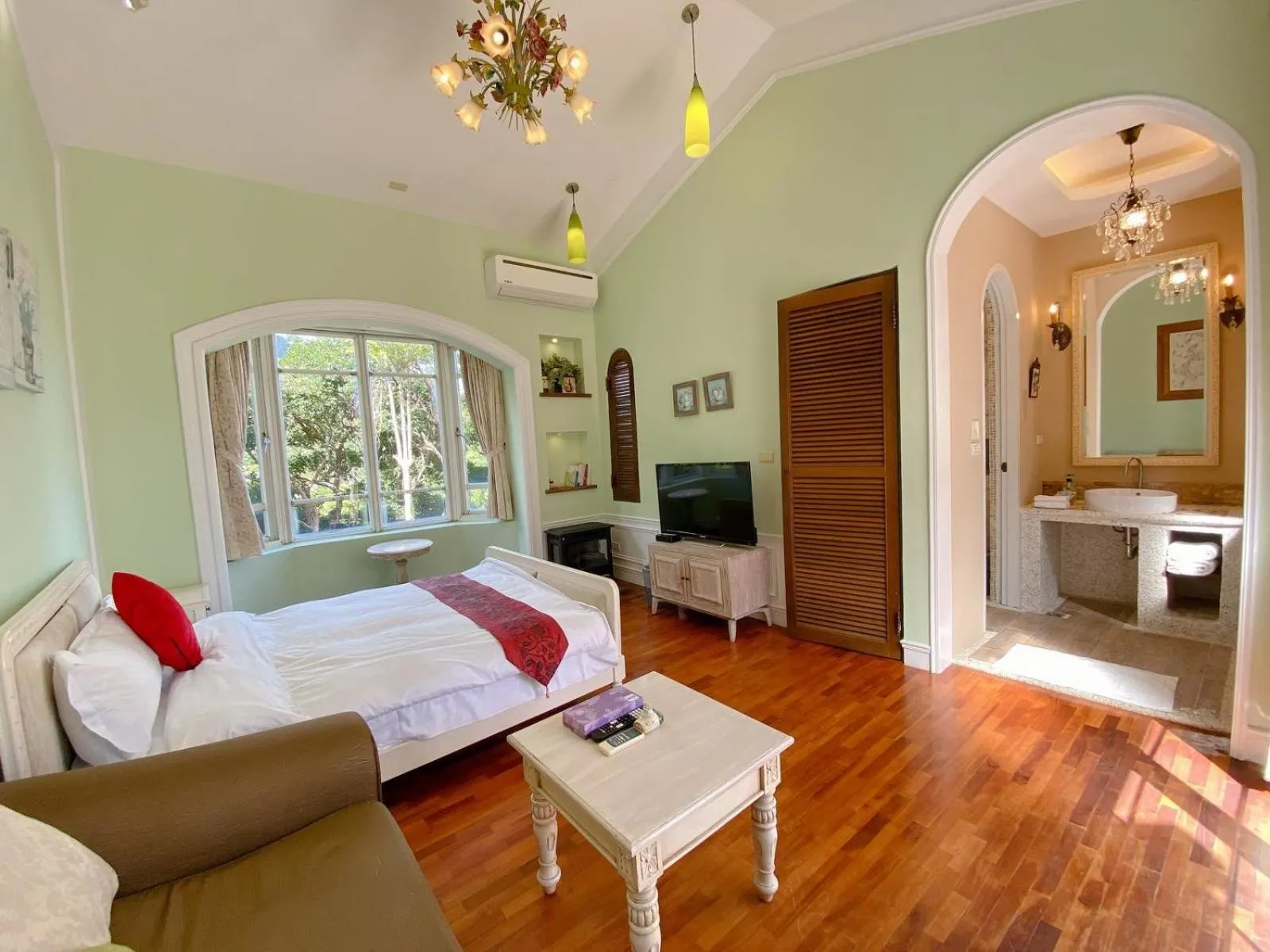 Bed in My Chateau Resort