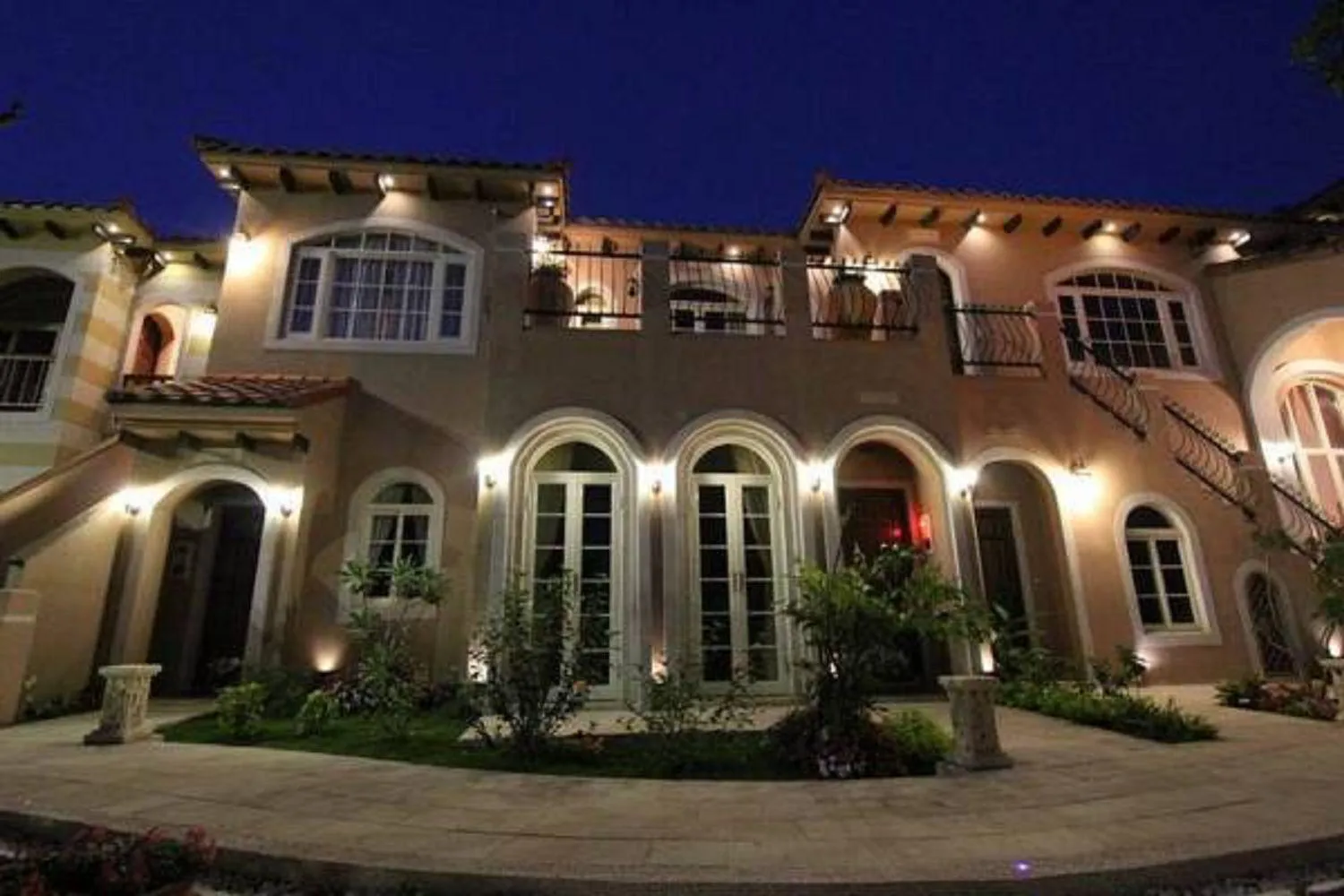 Facade/entrance in My Chateau Resort