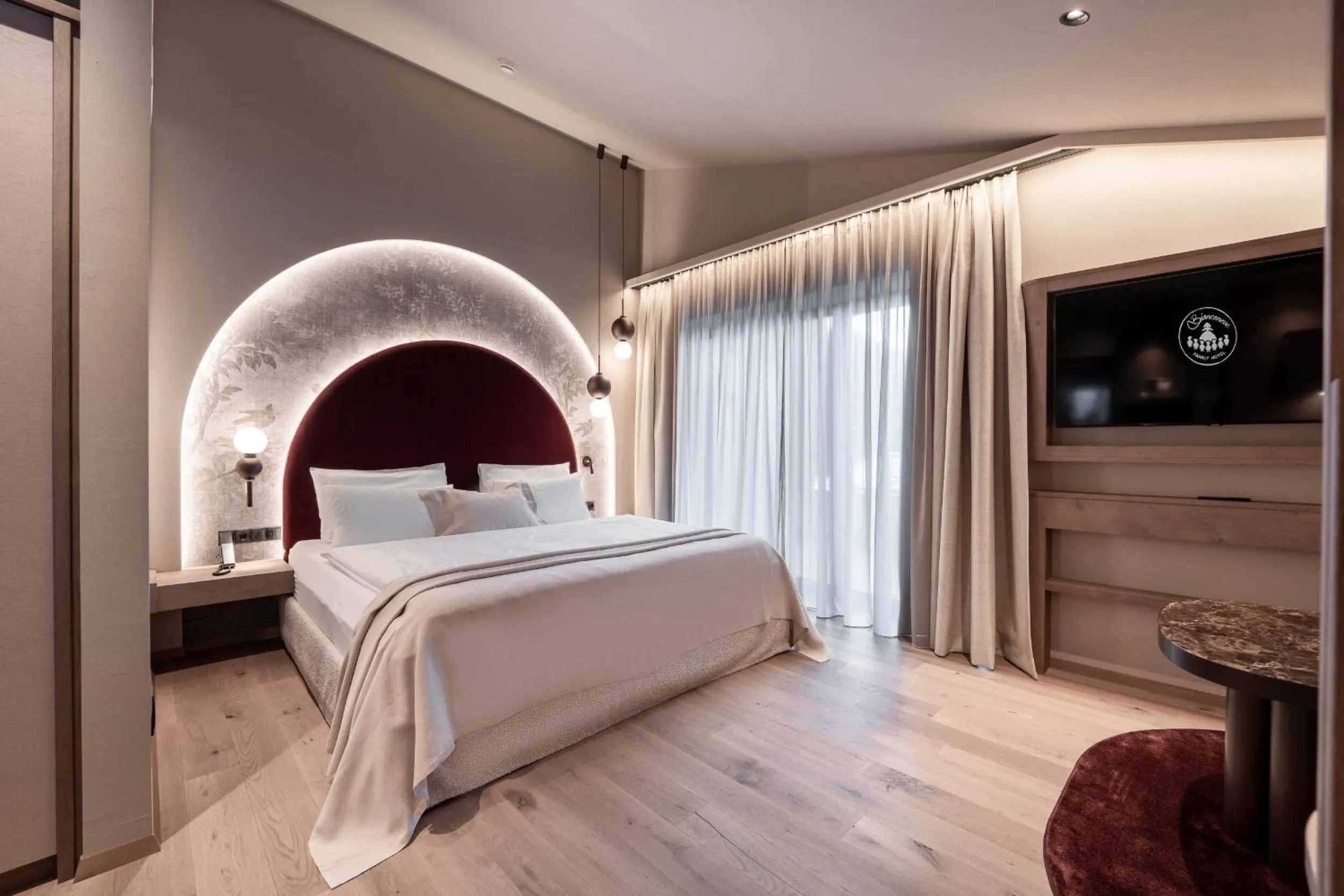 Bedroom, Bed in Biancaneve Family Hotel