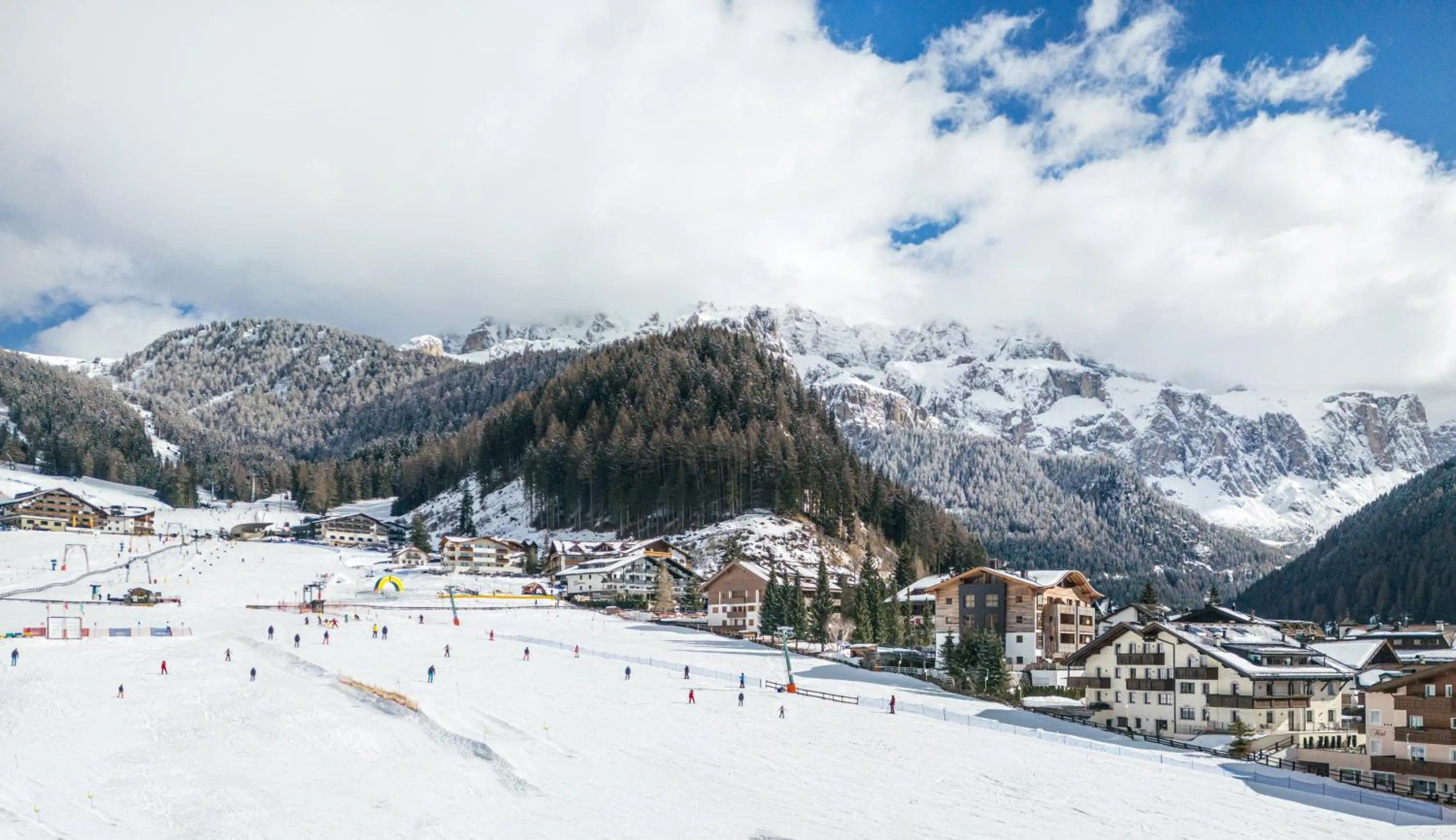 Property building in Residence Cesa Rives