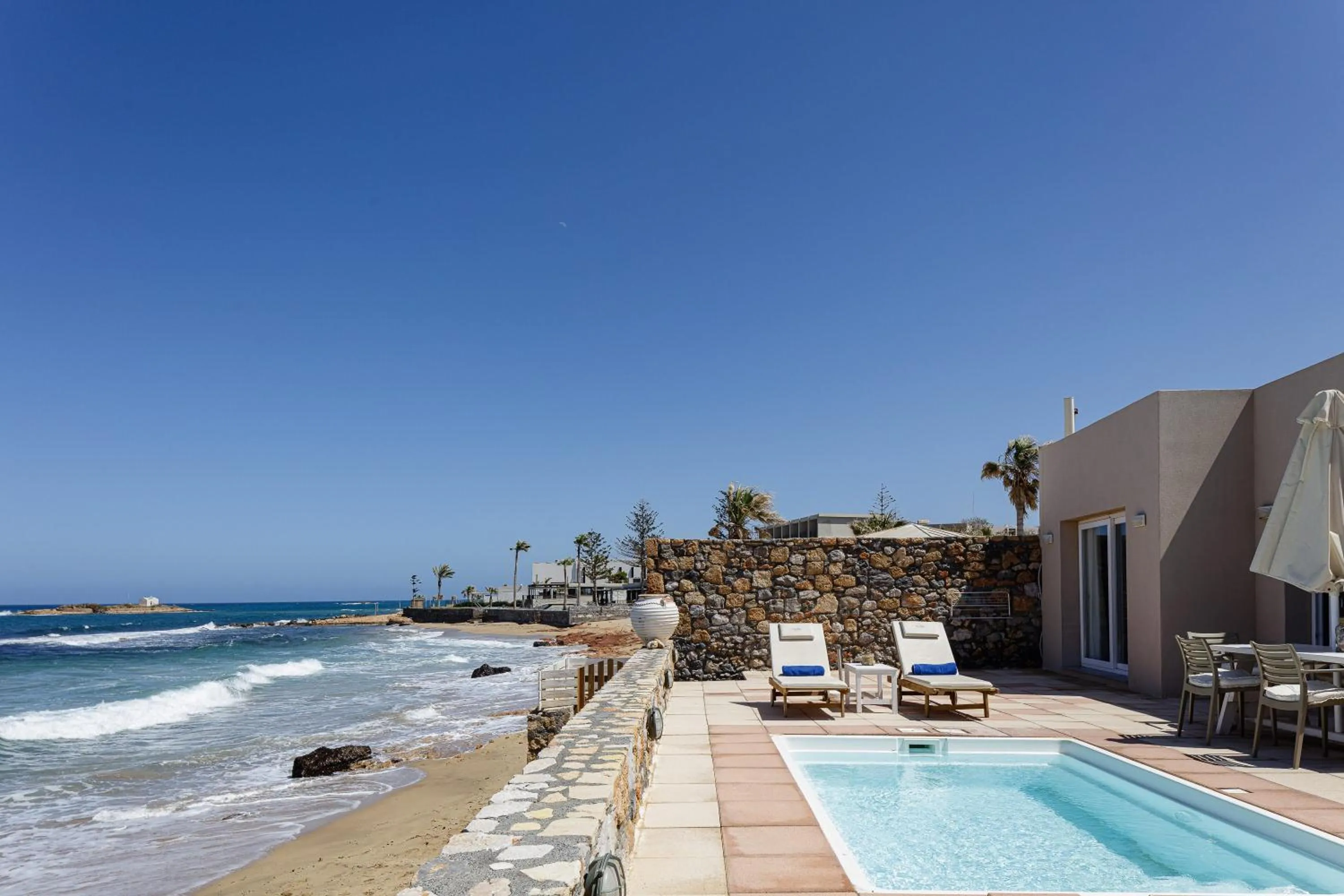 Patio in Theo Star Beach Hotel