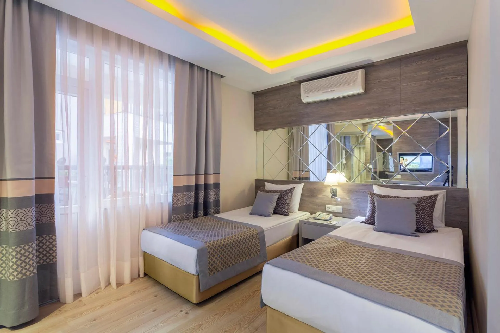Bedroom, Bed in Hotel Turan Prince - All Inclusive