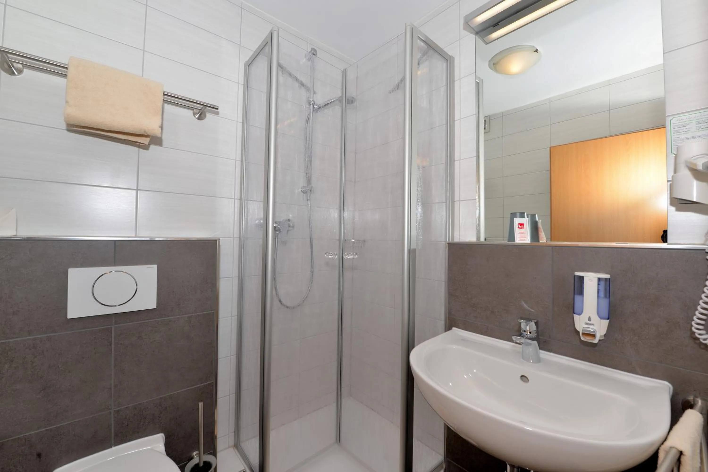 Bathroom in Gasthof Kolb