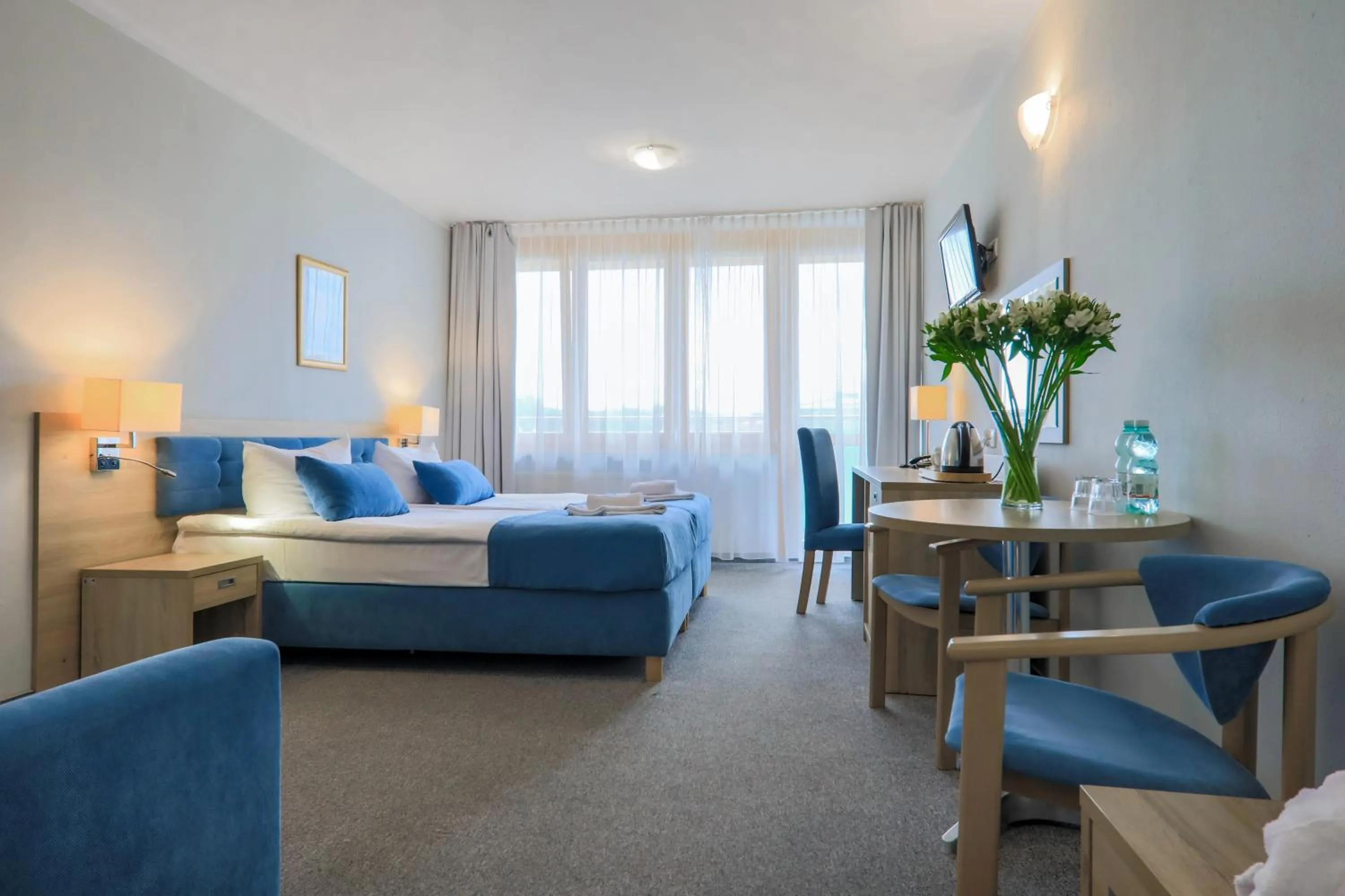 Photo of the whole room, Bed in Hotel ***NAT Świnoujście