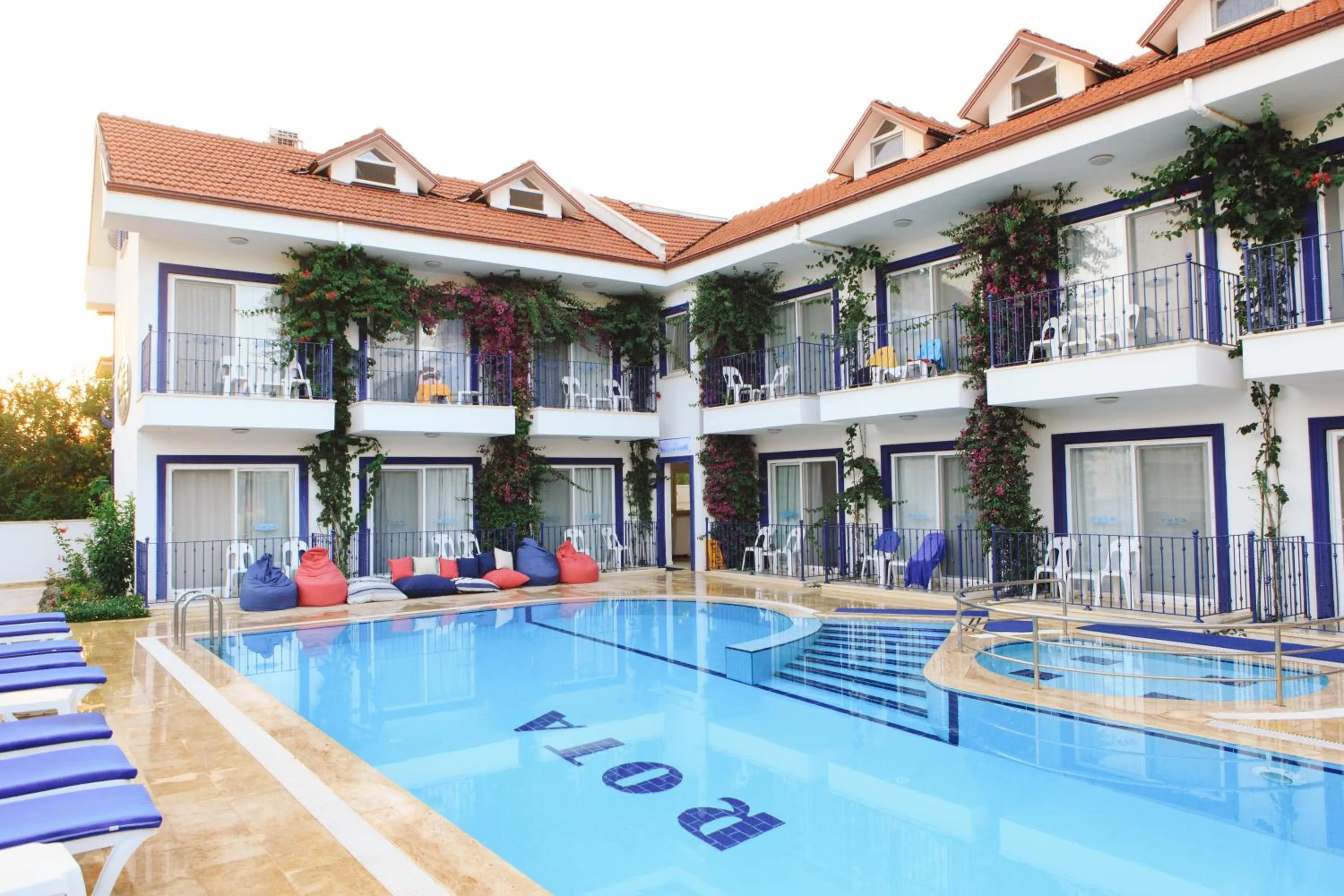 Swimming pool in Rota Hotel