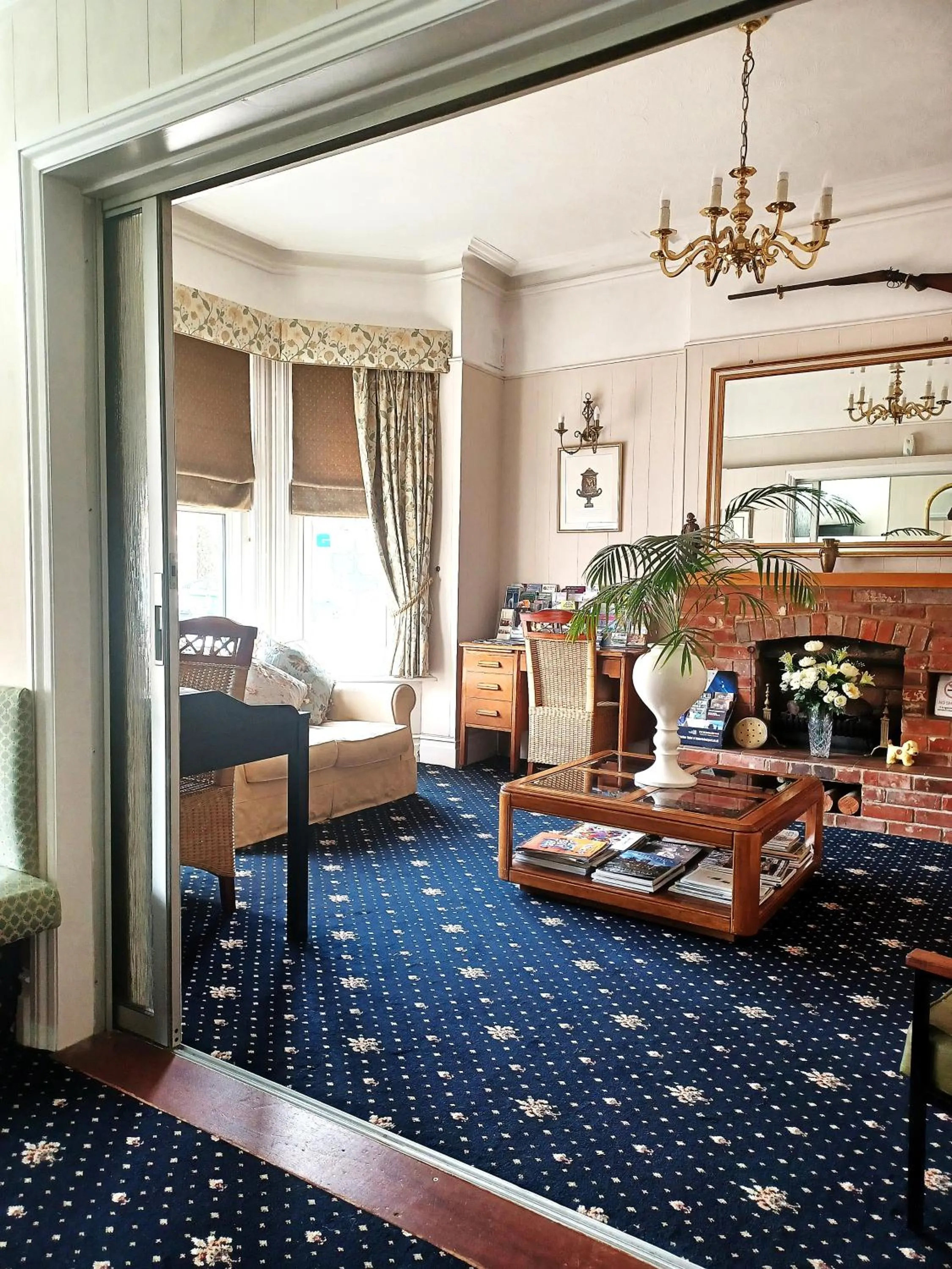Seating area in Hunters Lodge Guest House