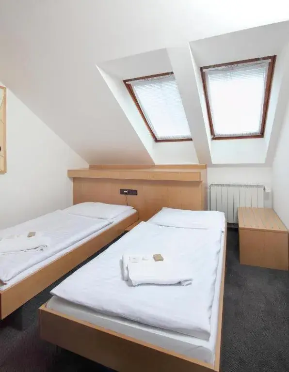 Twin Room in Hotel Rottal Twin Room in Hotel Rottal